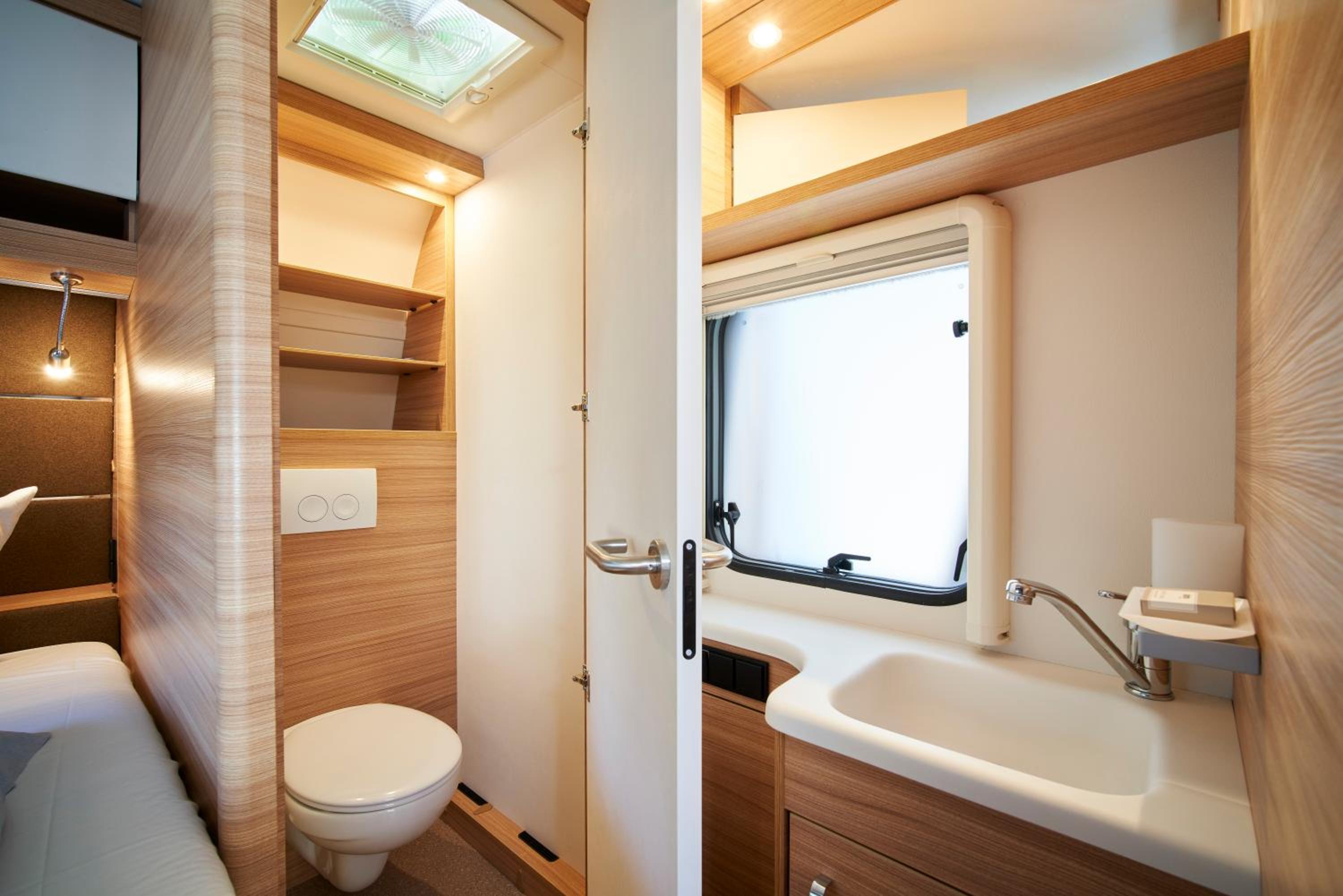 Caravan photo 3