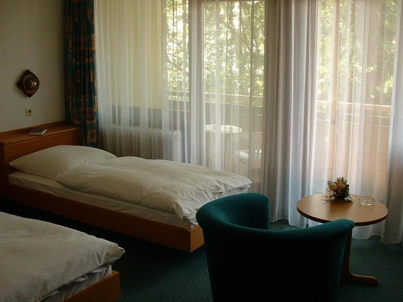 Double or Twin Room - Photo 2