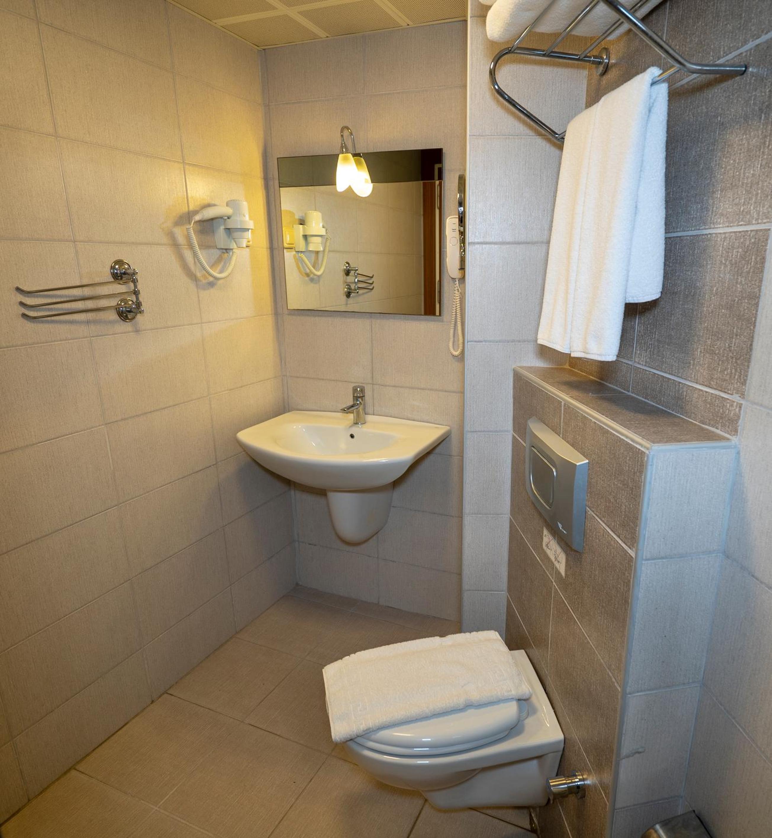 Available room