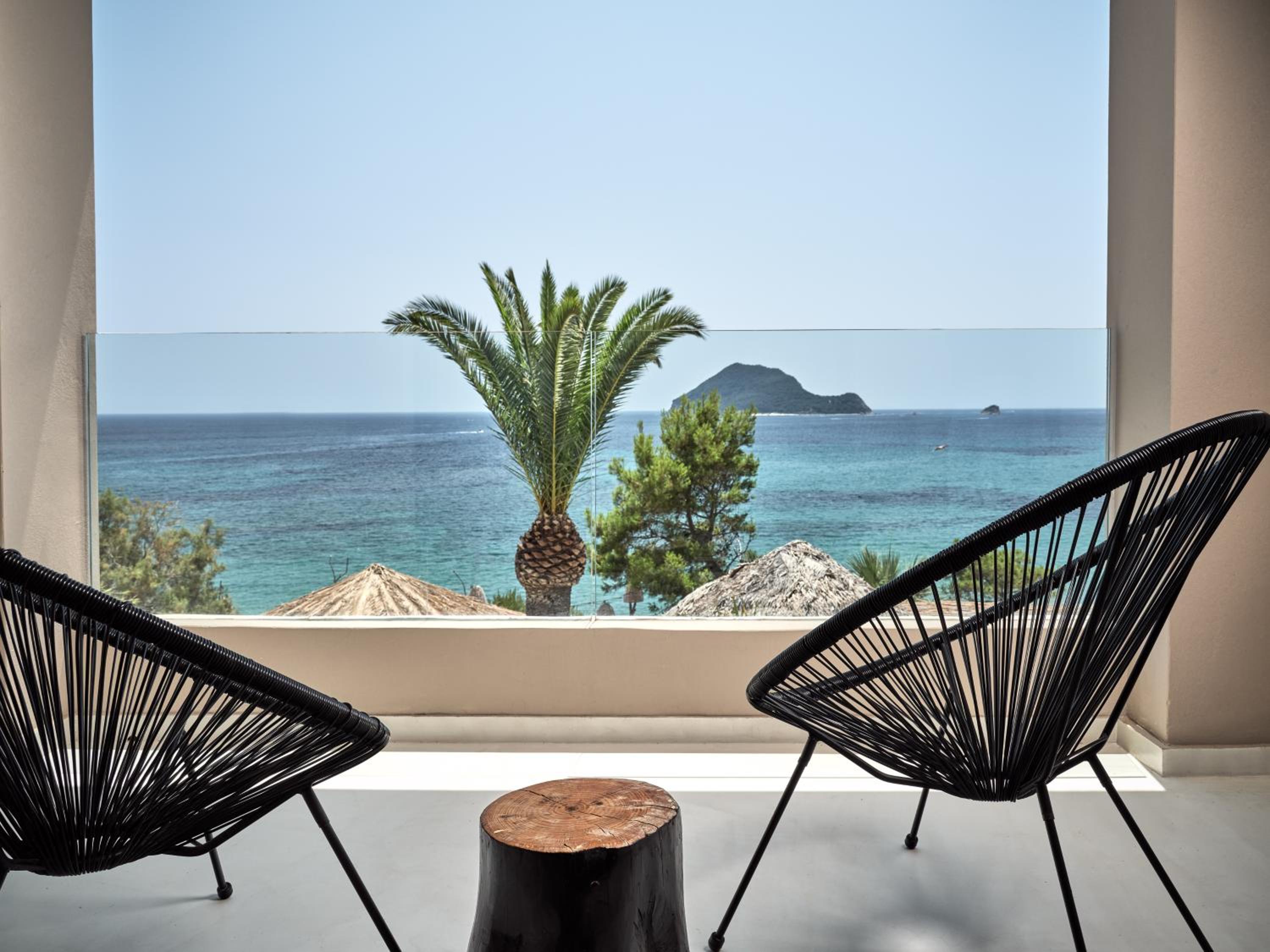 Executive Room with Sea View - Photo 2