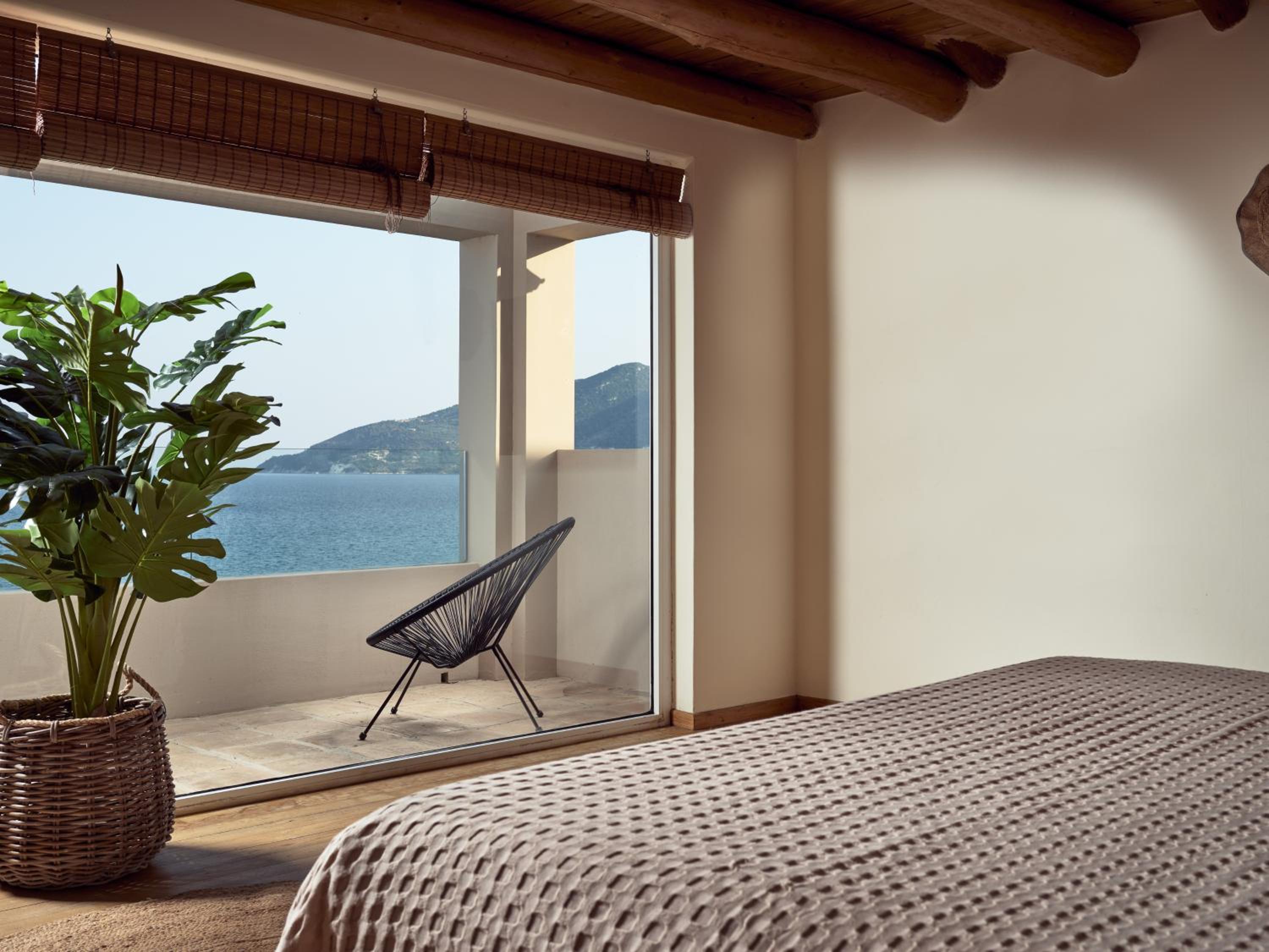 Grand One Bedroom Penthouse with Sea View - Photo 4