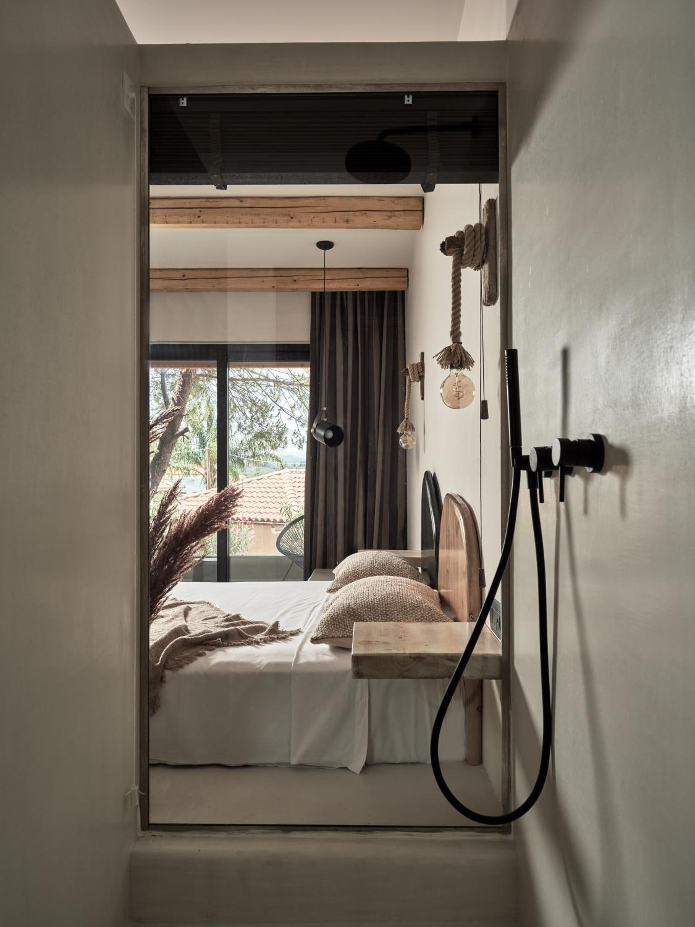 Executive Room with Landscape View - Photo 11