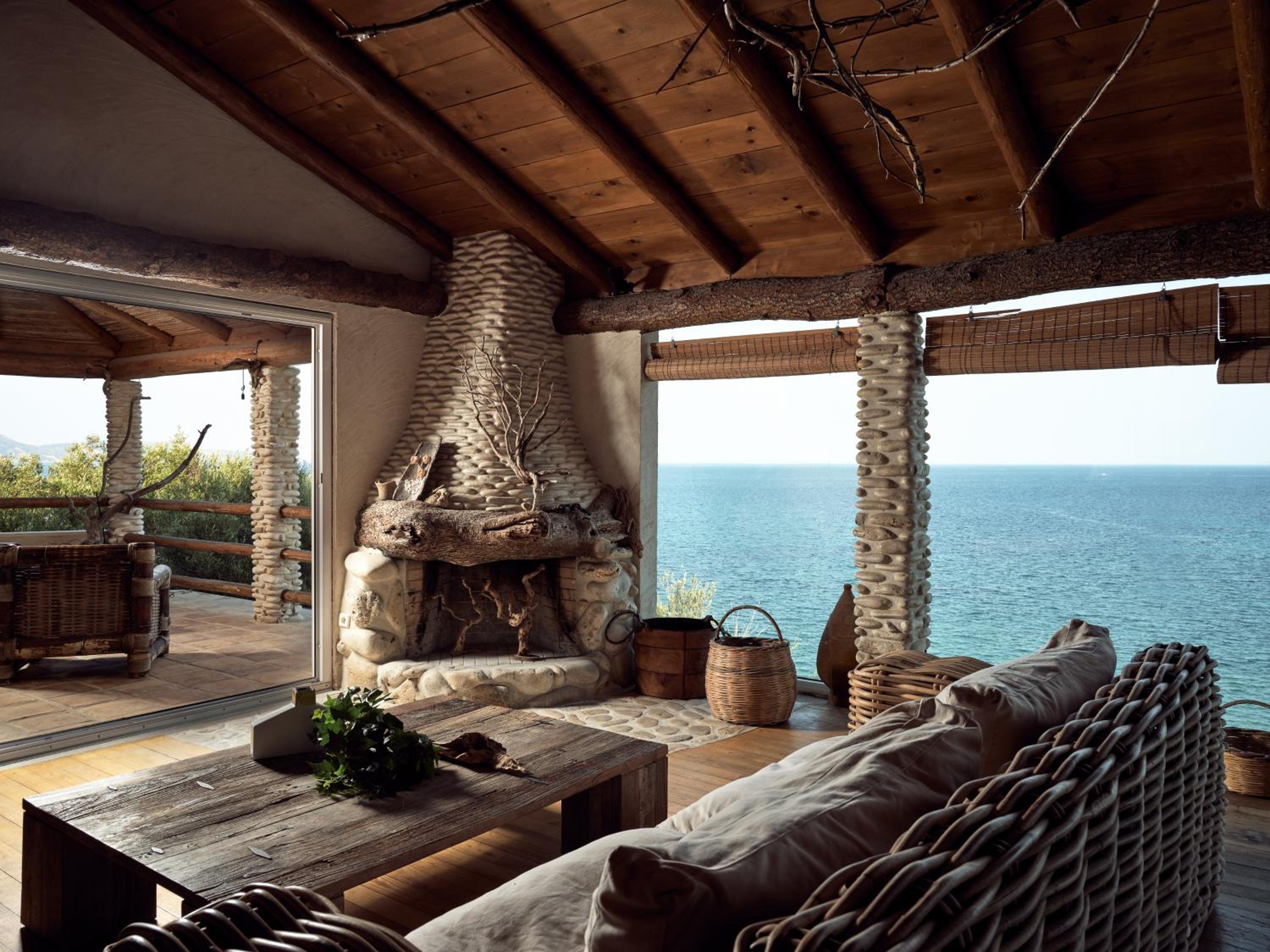 Grand One Bedroom Penthouse with Sea View - Photo 3