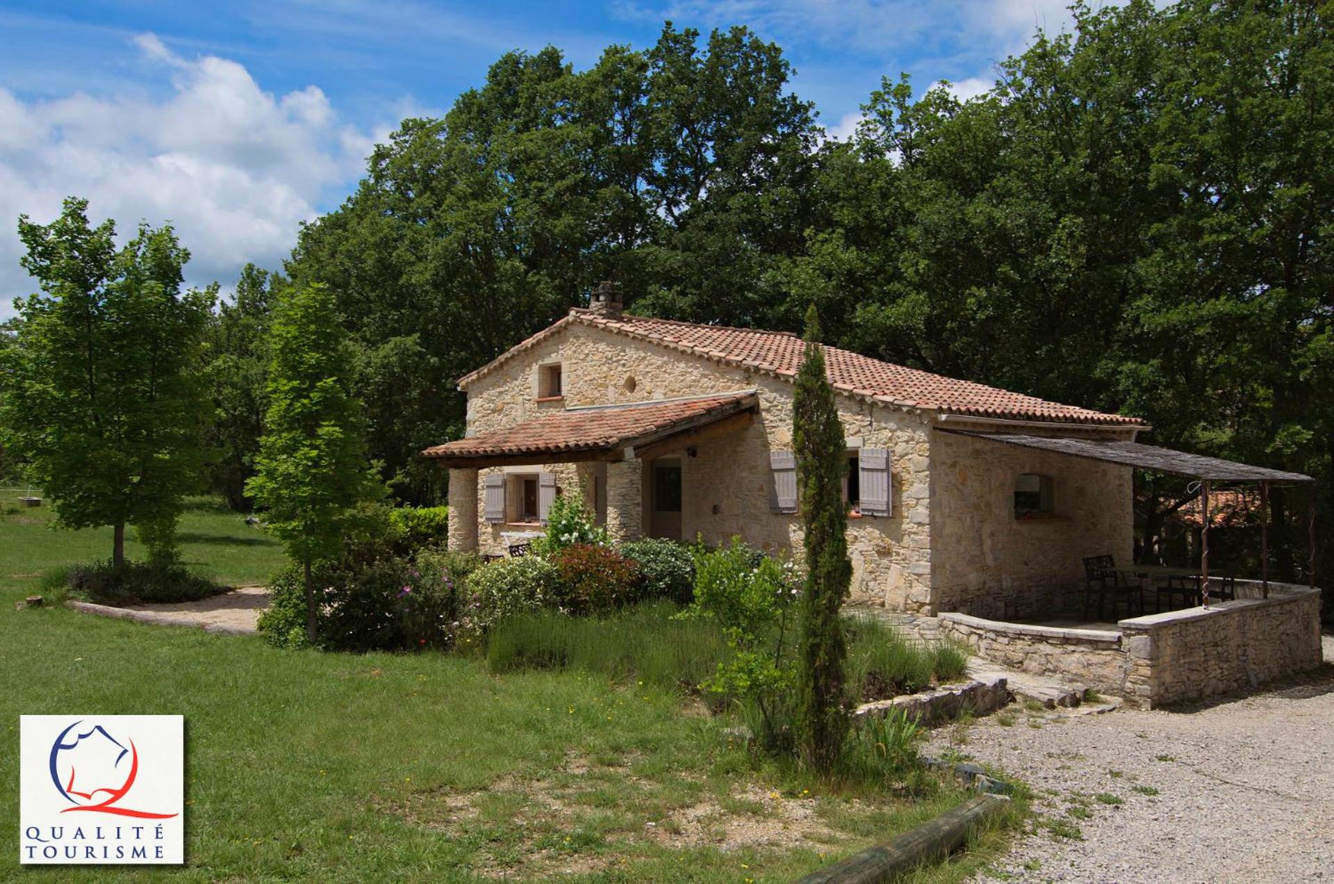Three-Bedroom Villa photo 2