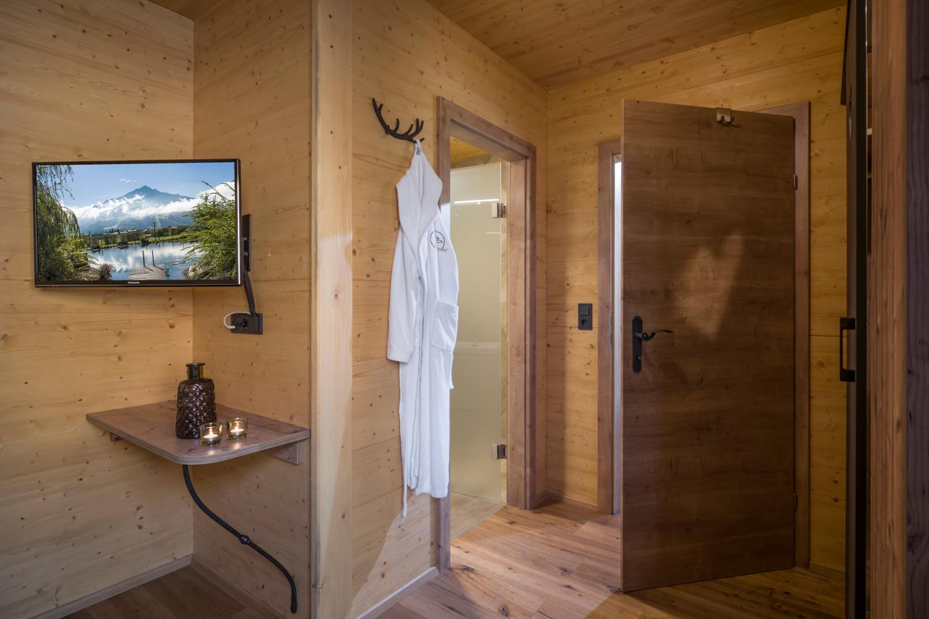 Superior Chalet photo 2