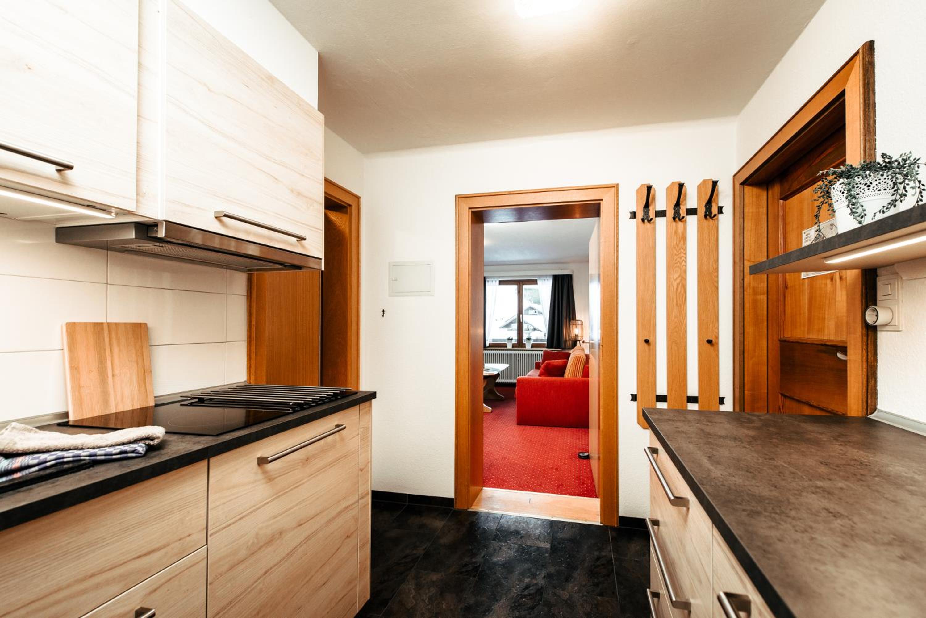 Apartment with Balcony photo 3