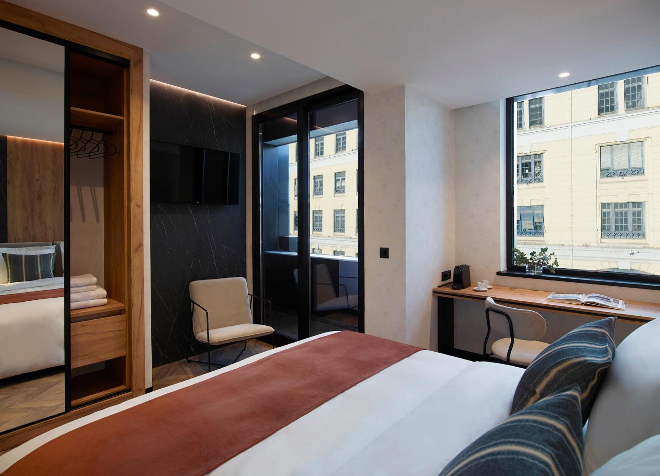 The Port Double Room with Balcony and Side Sea View - Photo 1