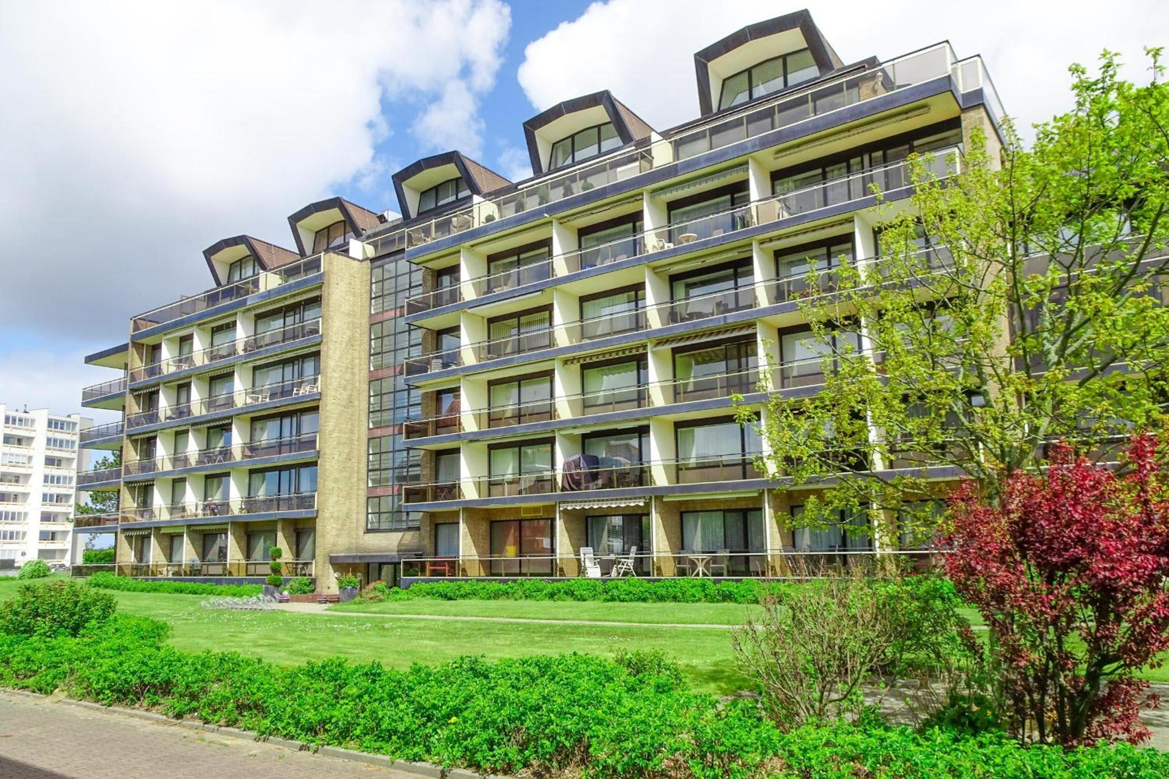 Apartment with Balcony photo 1