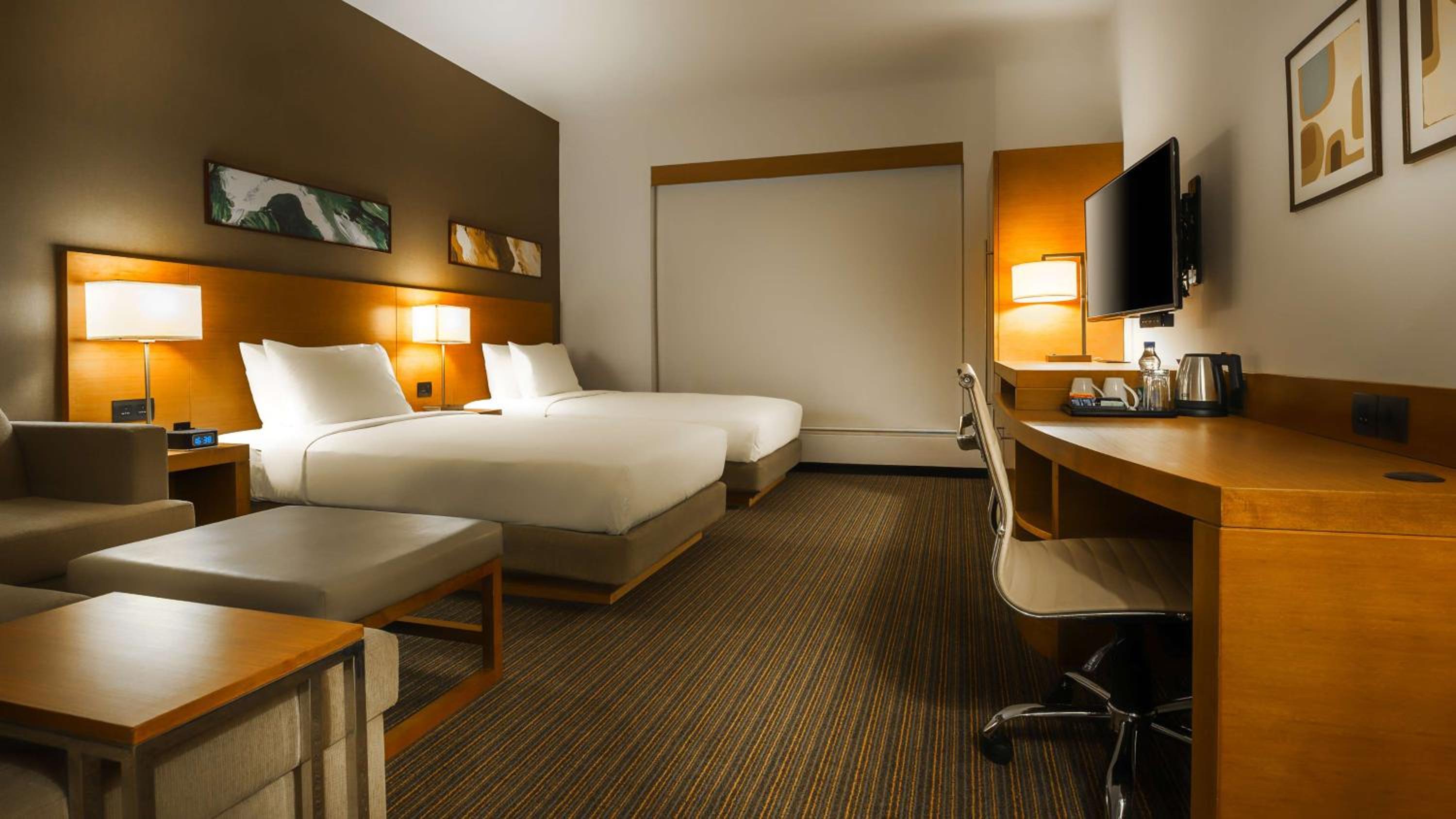 Twin Room with Sofa Bed photo 2