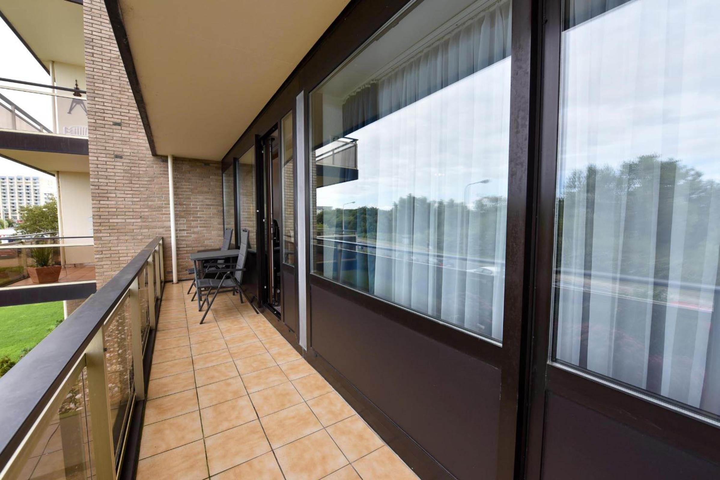 Apartment with Balcony photo 2