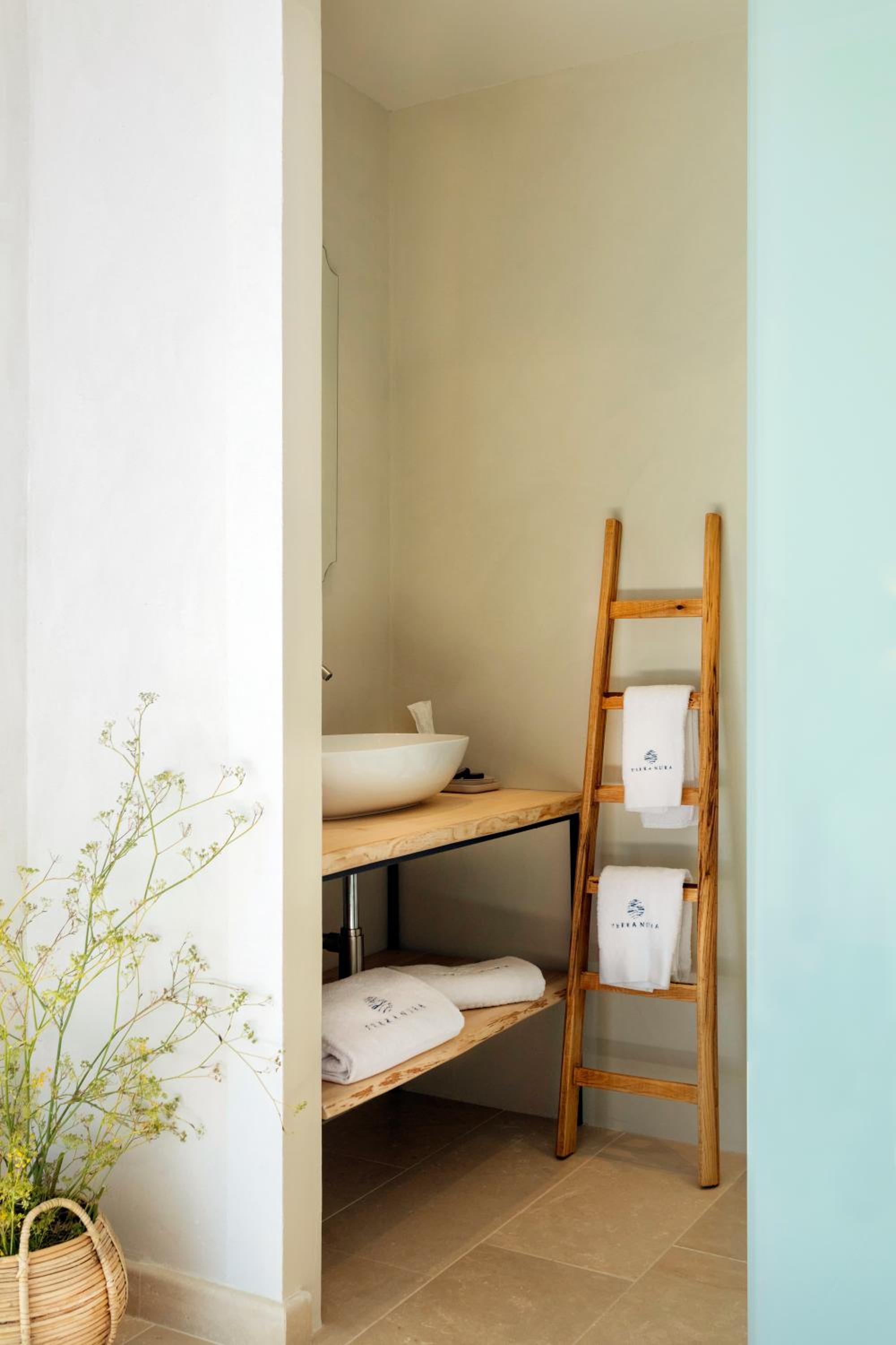 Double Room - Photo 4