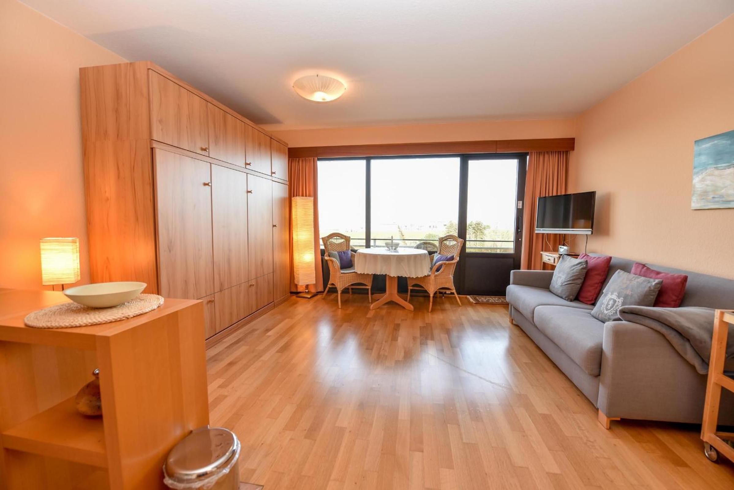 Apartment with Sea View photo 2