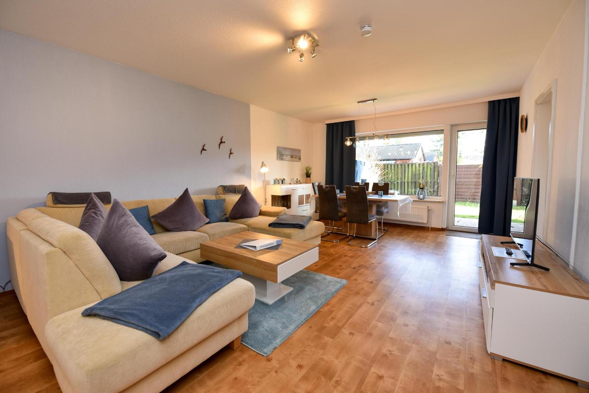 Apartment with Terrace photo 1