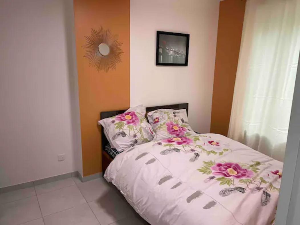 Two-Bedroom Apartment - Photo 6