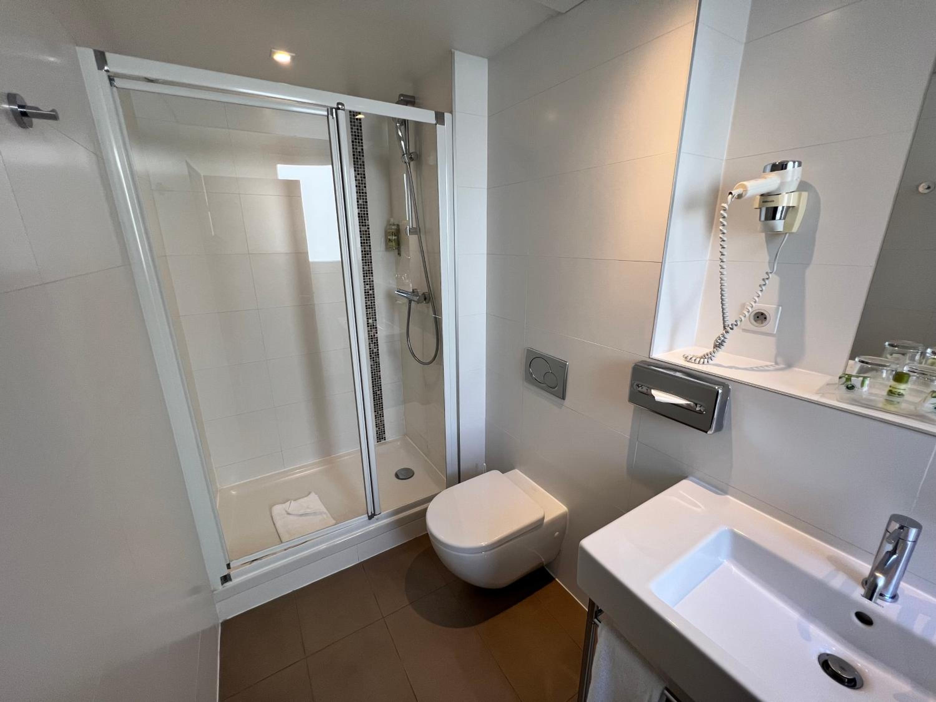 Available room