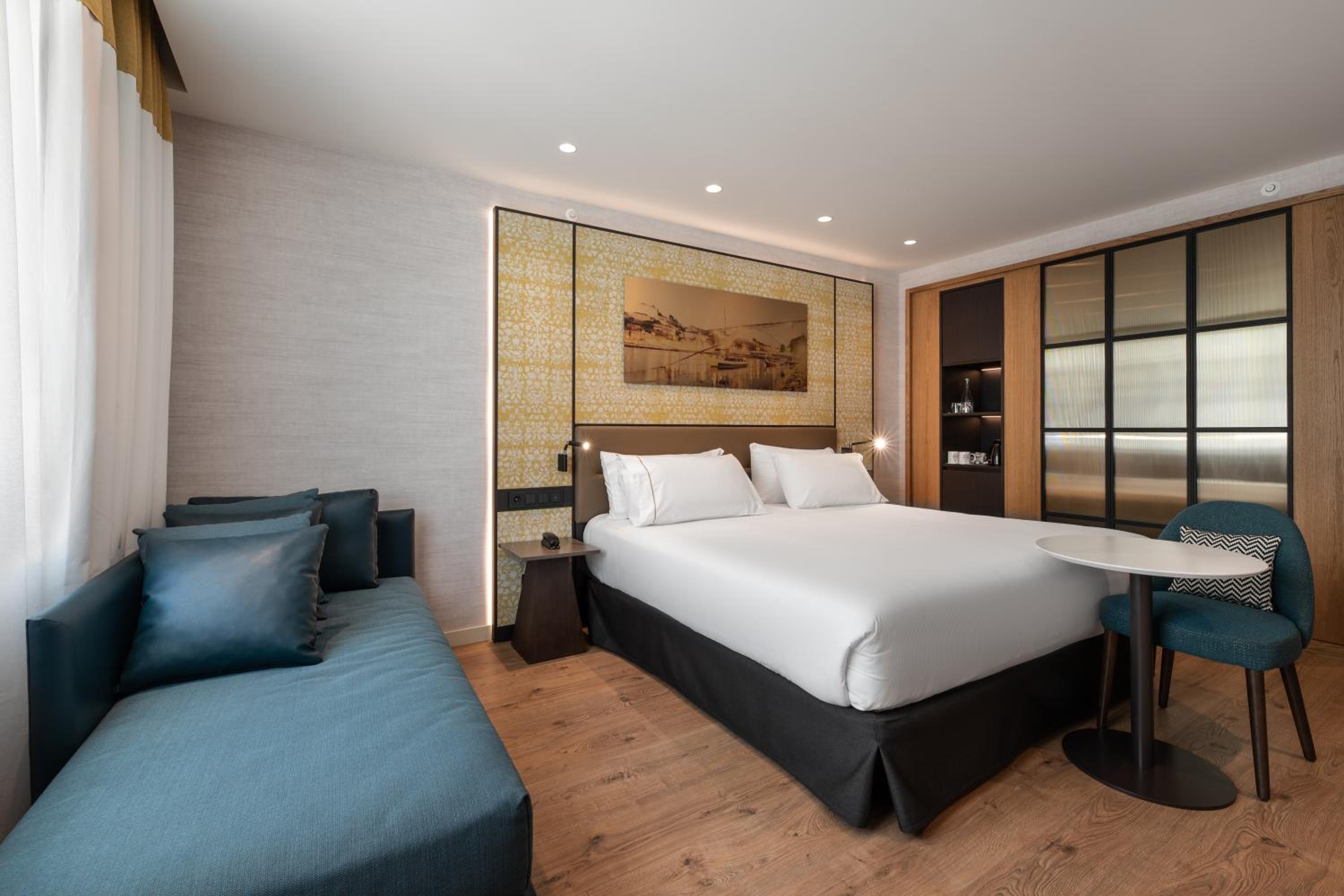 Double Room with Extra Bed - Photo 3