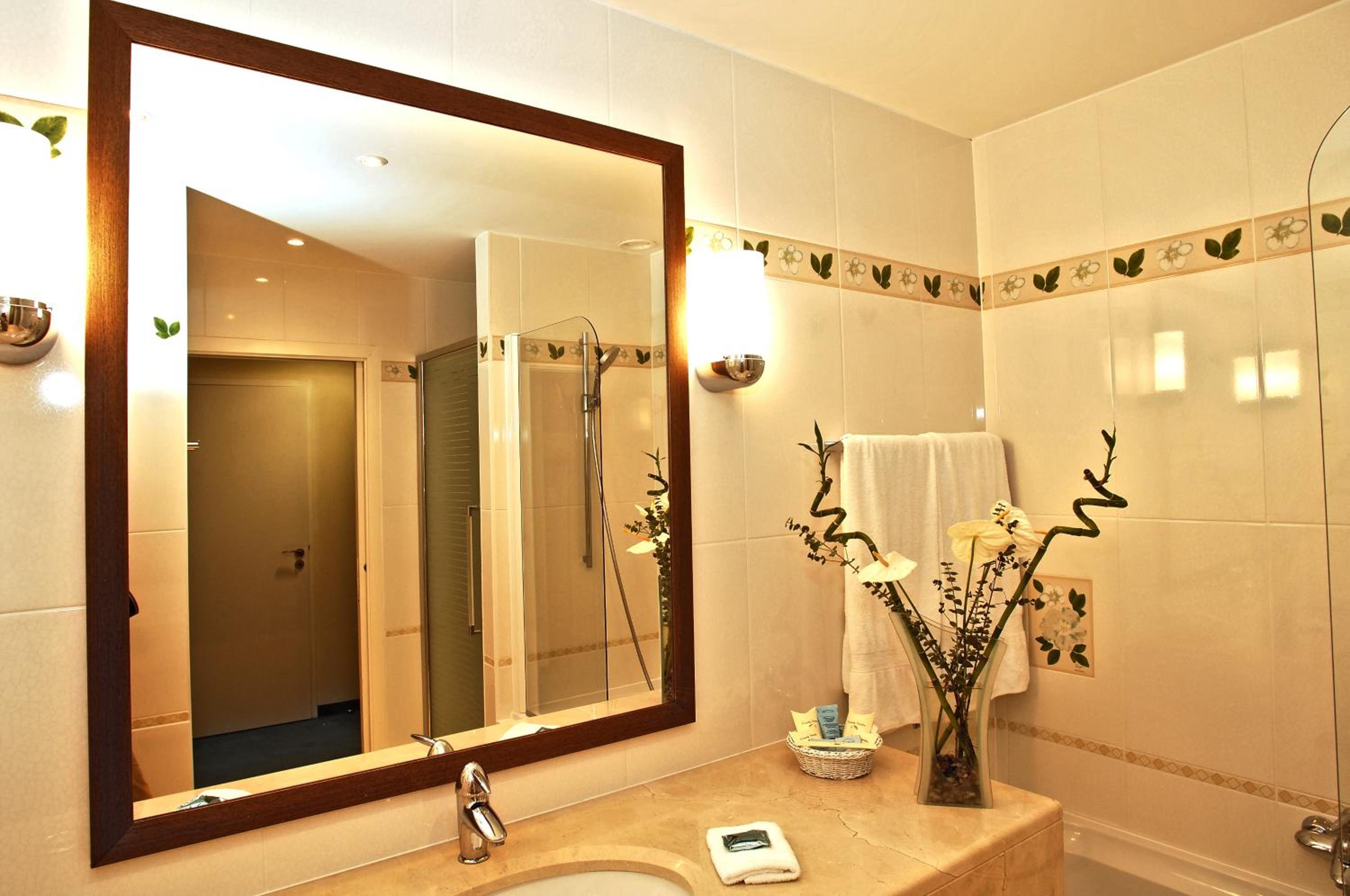 Suite - Photo 4