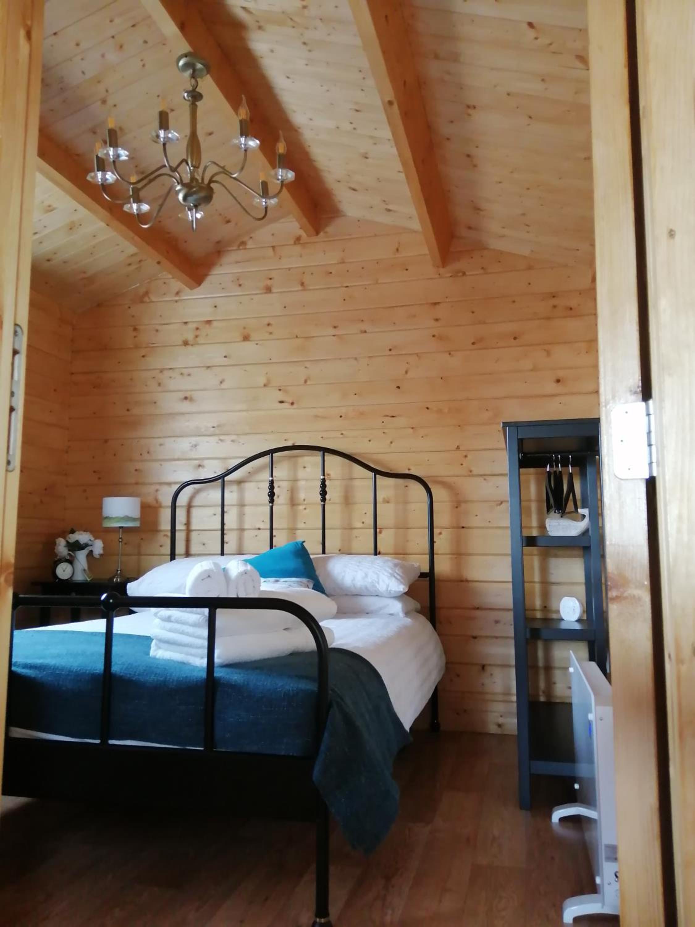 One-Bedroom House photo 1