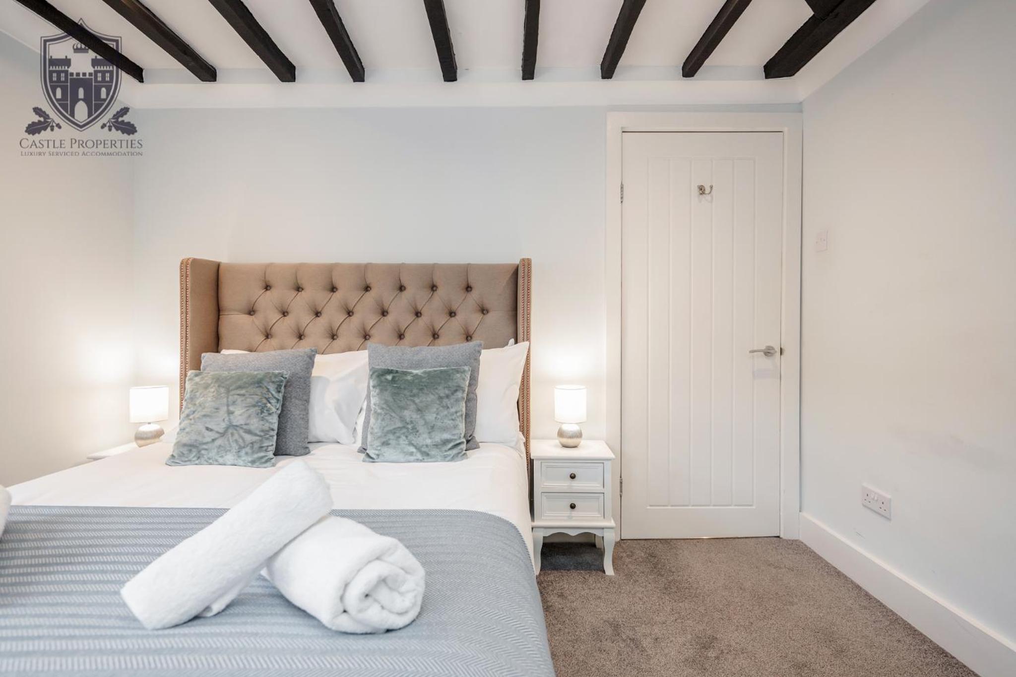Castle Properties: The Sovereign Apartment photo 1