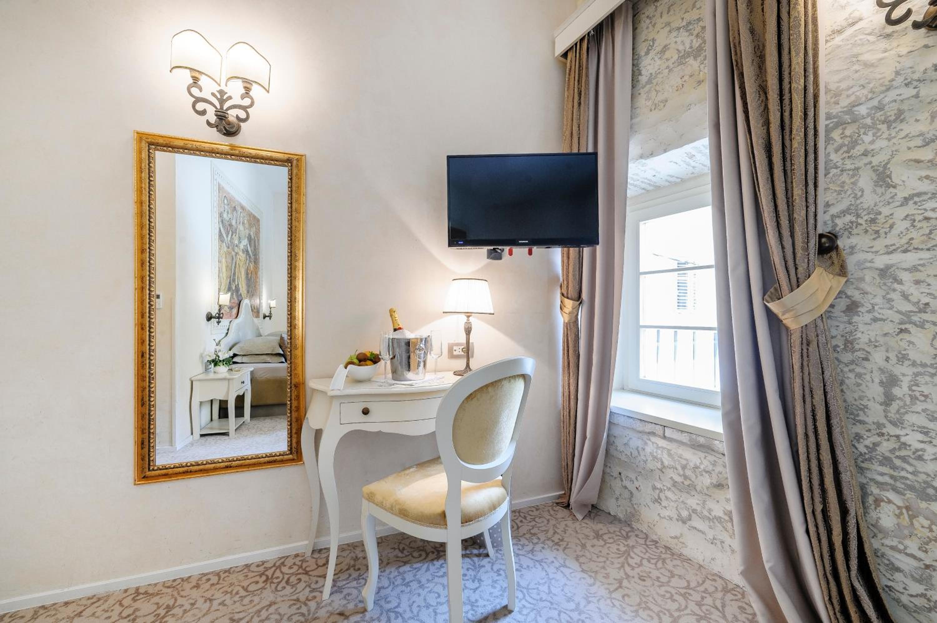 Superior Double Room photo 2