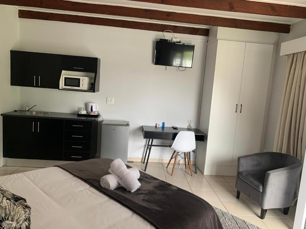 Deluxe Double Room - Photo 1