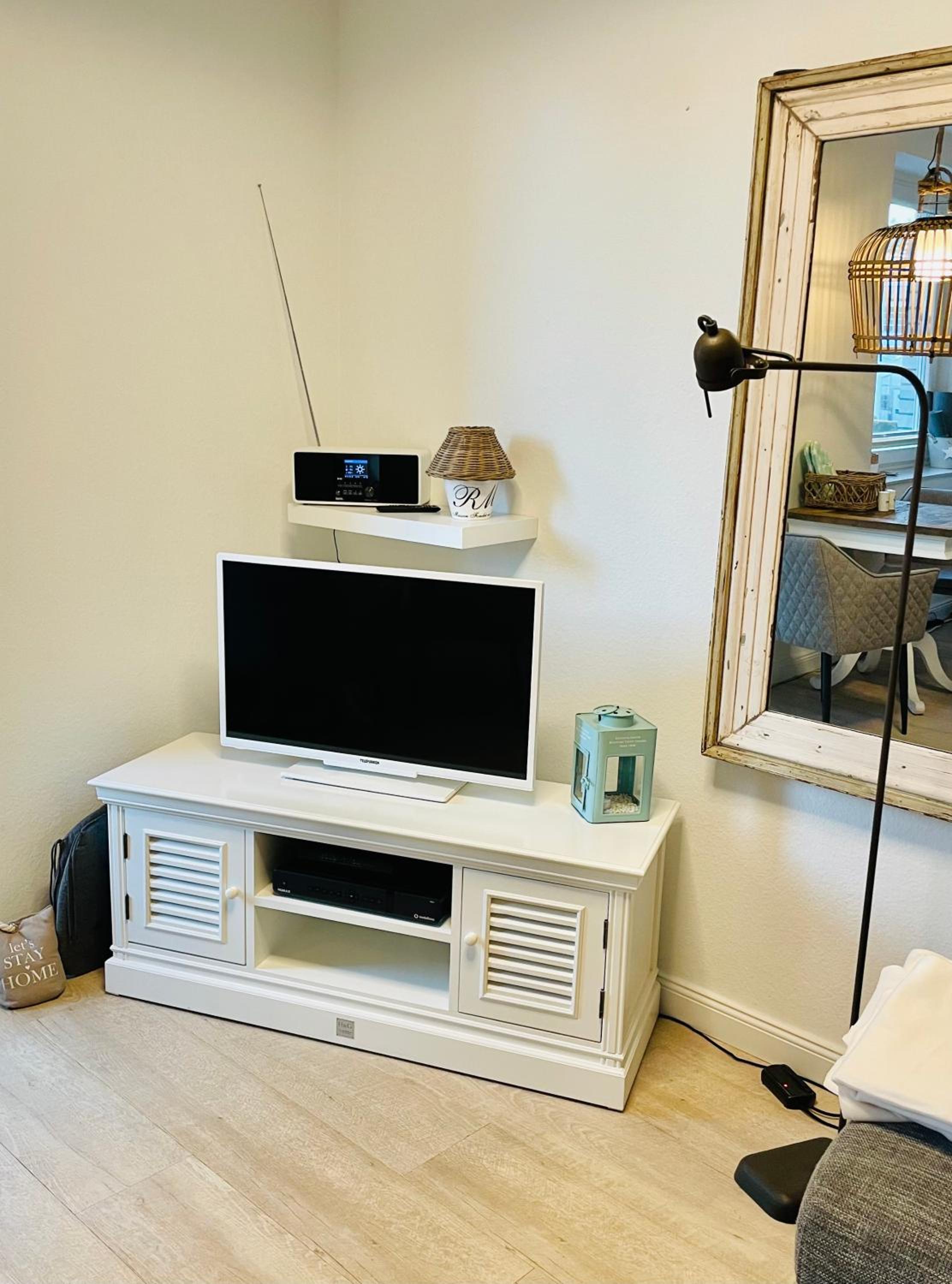 Apartment with Balcony photo 1