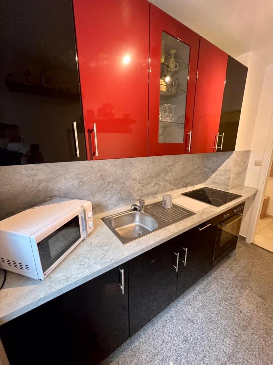 Two-Bedroom Apartment - Photo 9