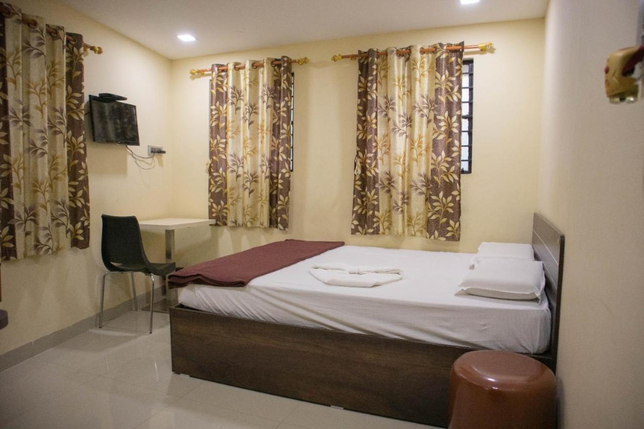 Budget Double Room photo 1