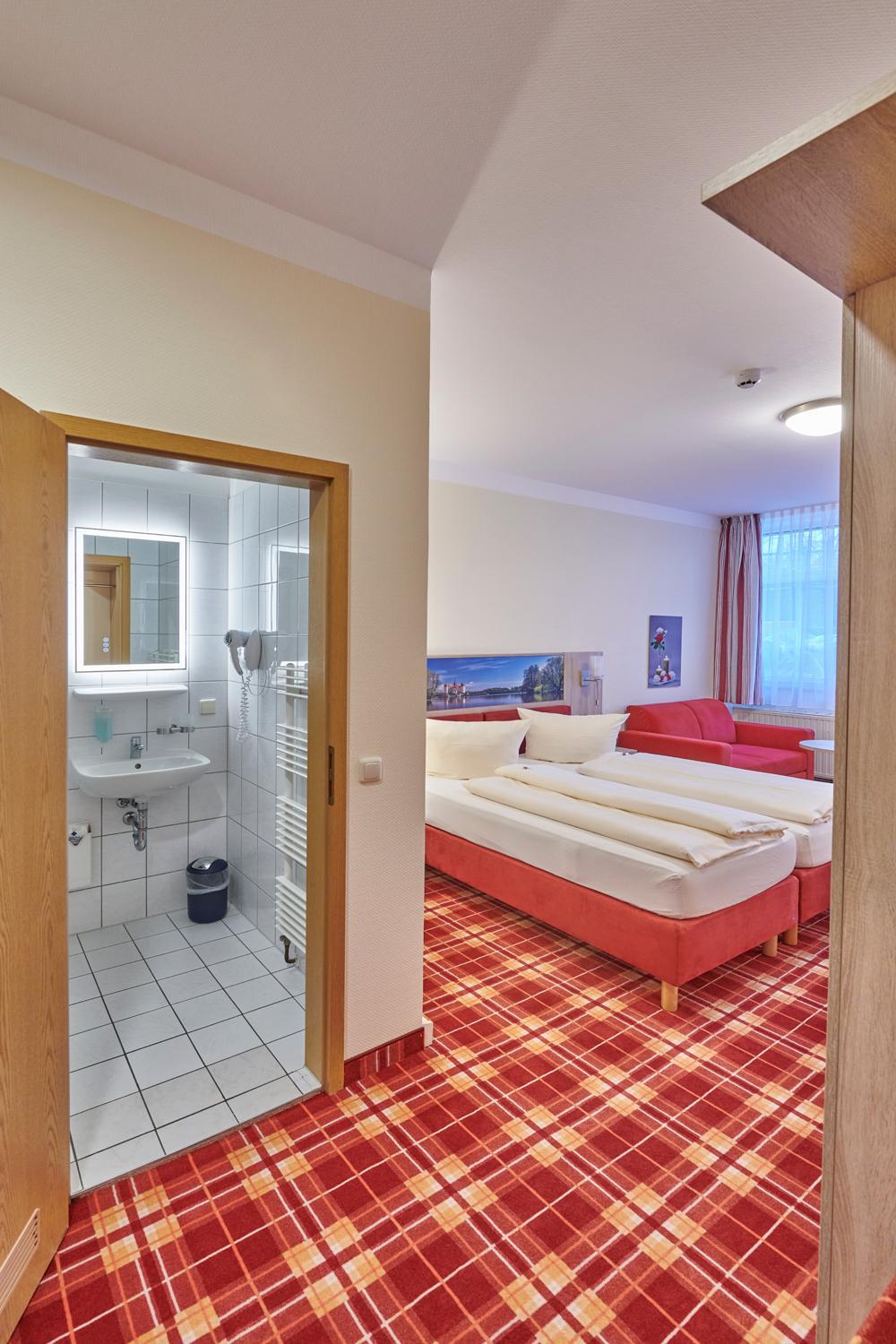 Double Room with Balcony photo 2
