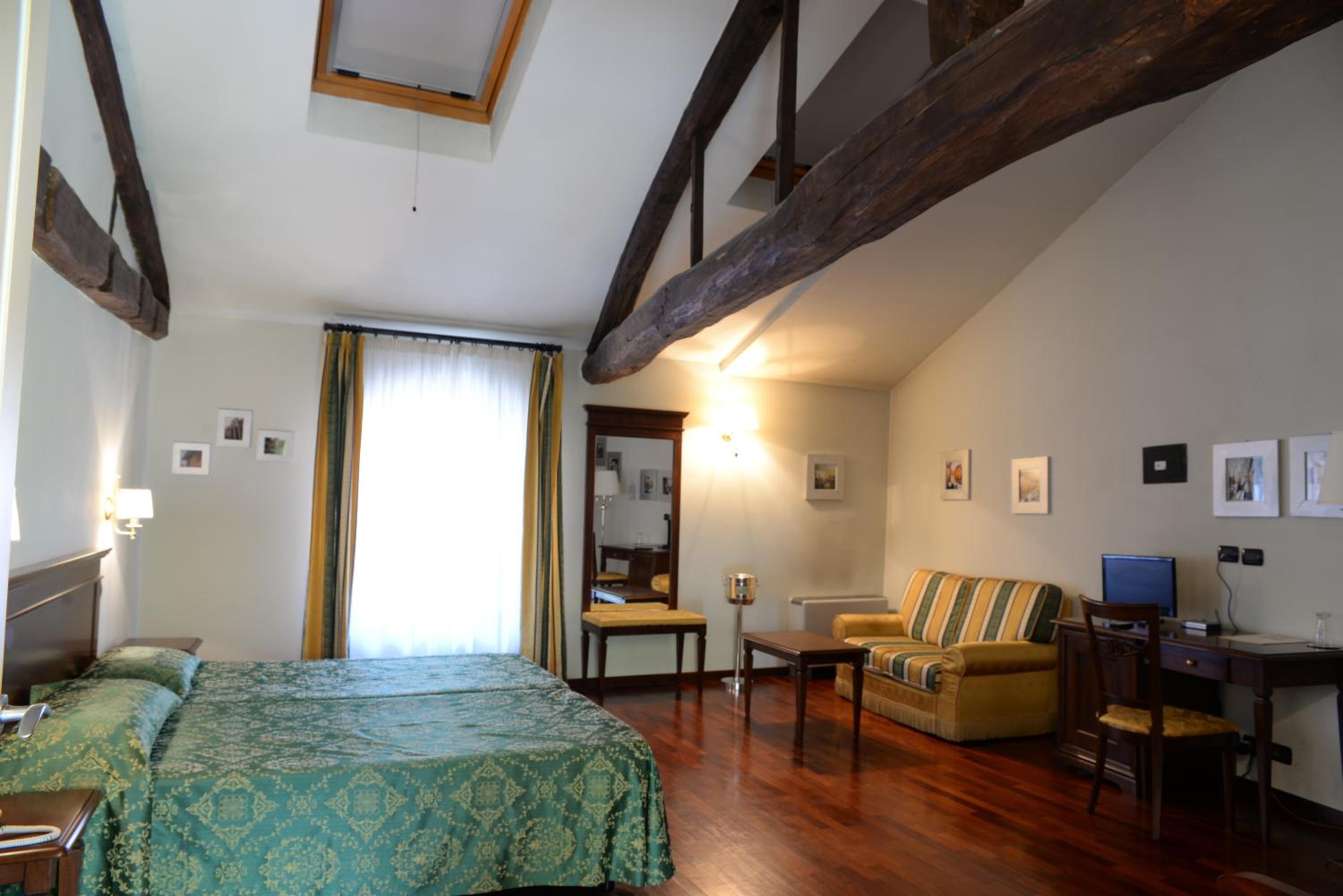 Triple Room - Photo 1