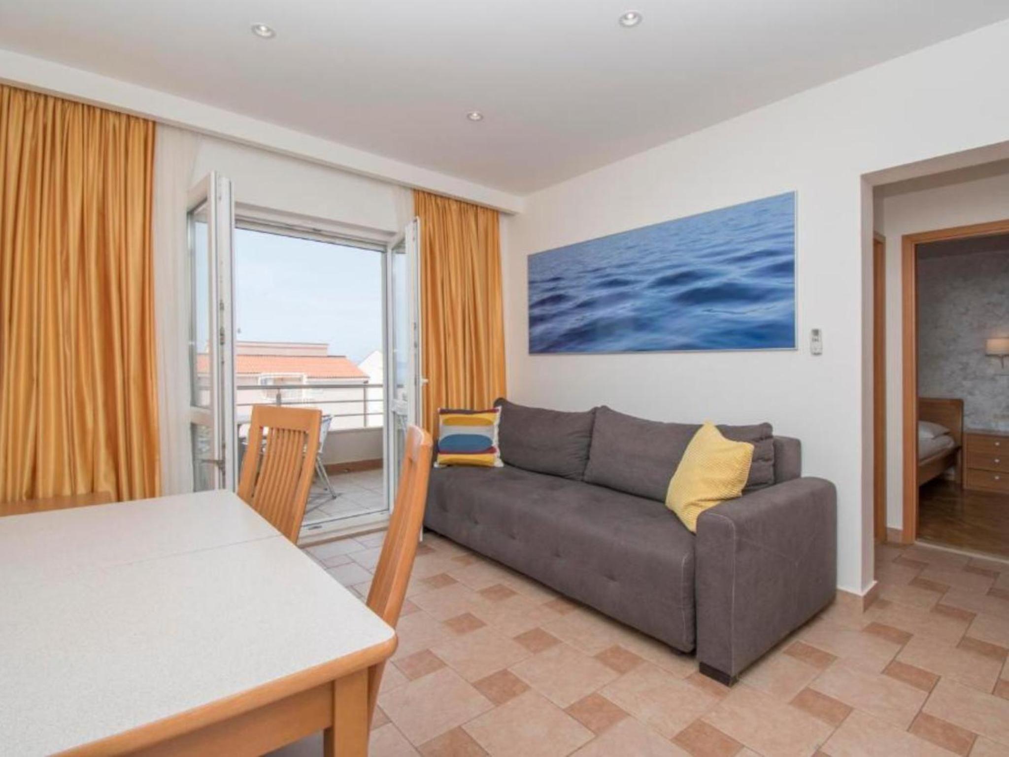 One Bedroom Apartment with Balcony and Sea View photo 2