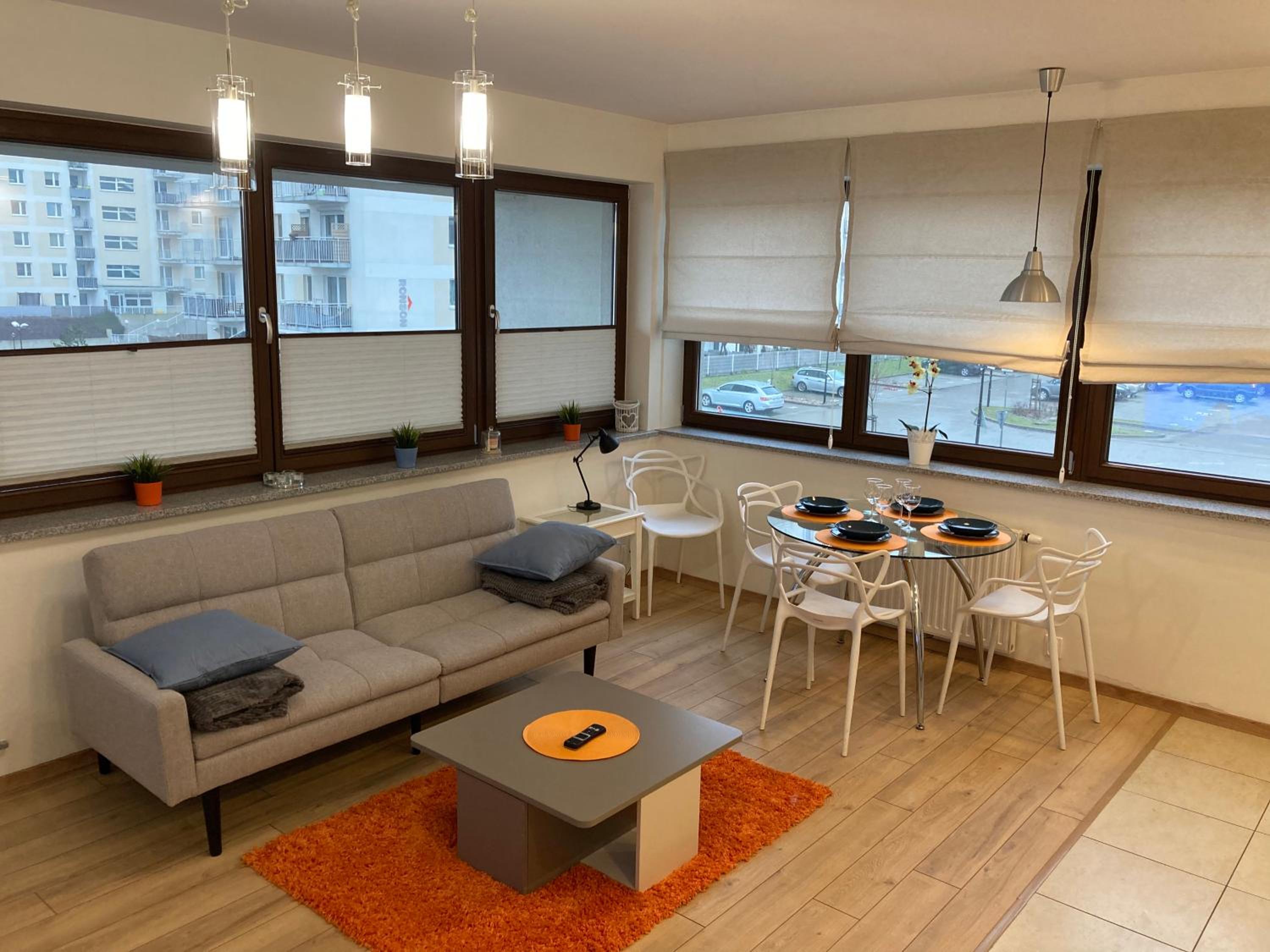 Apartment with Balcony photo 1