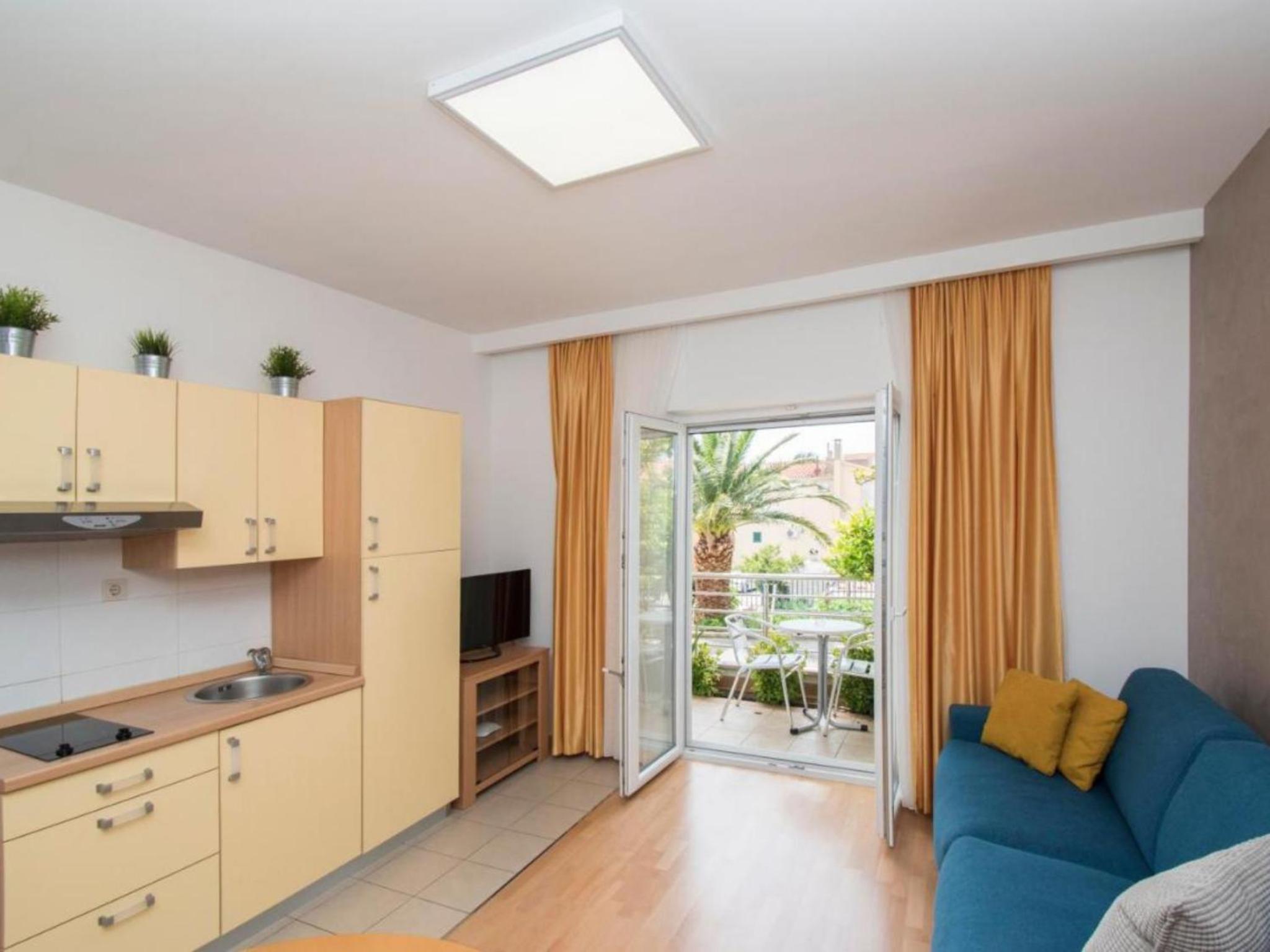 One Bedroom Apartment with Balcony photo 3