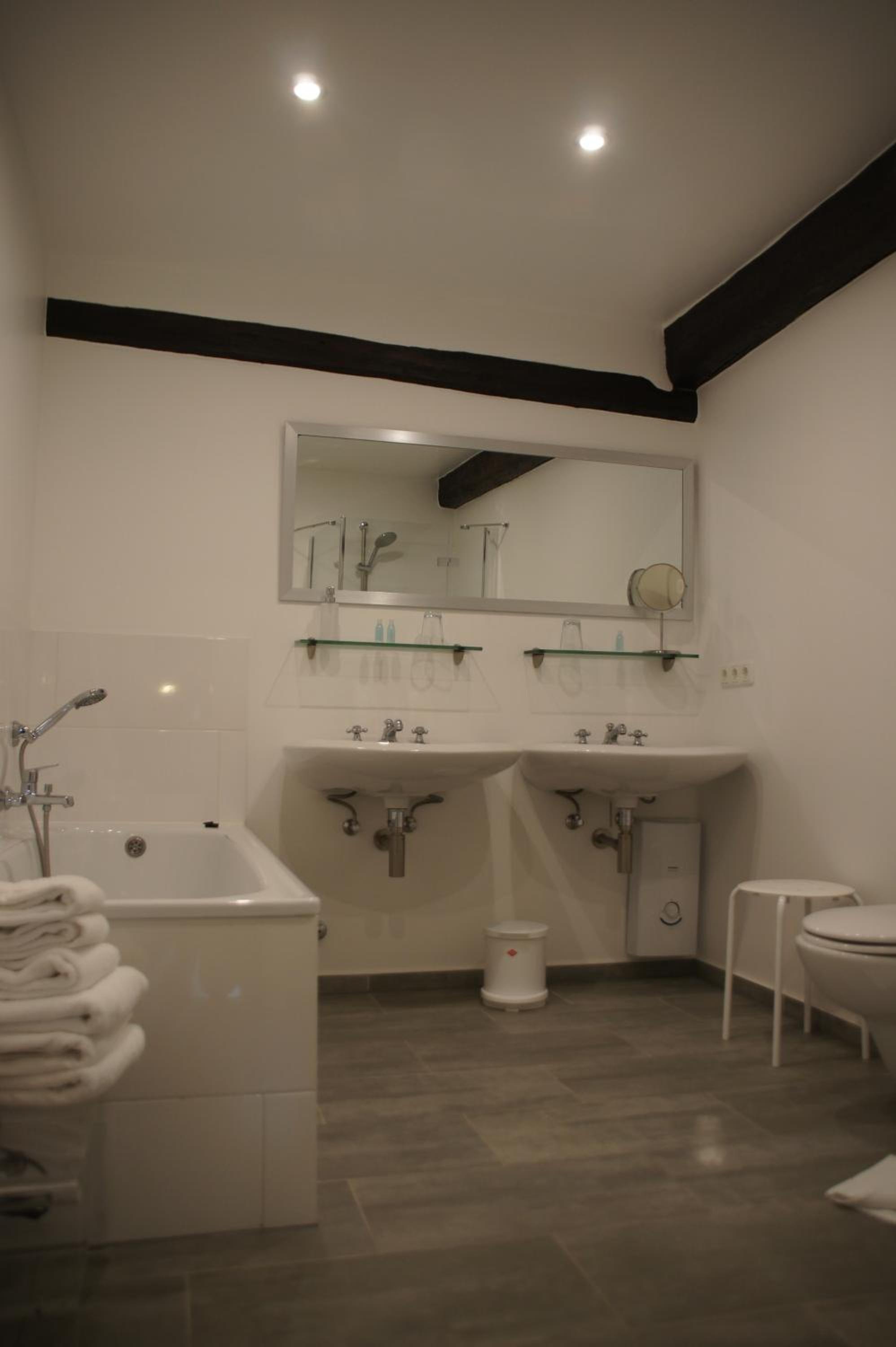 Comfort Quadruple Room - Photo 11