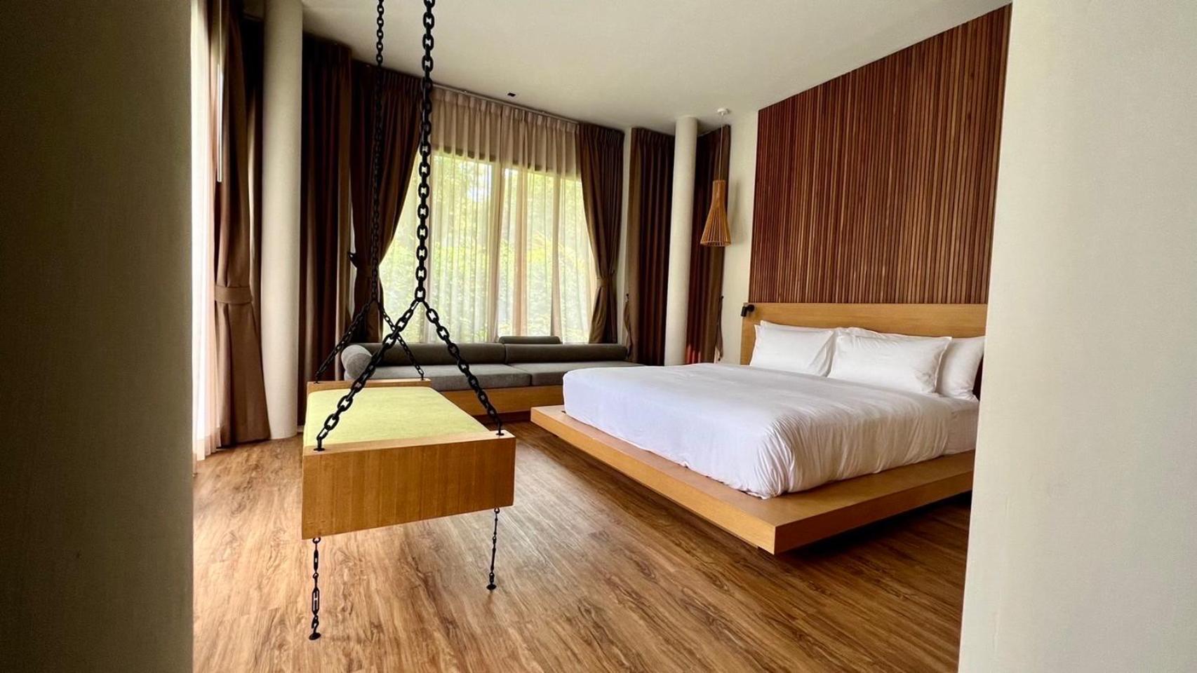 Family Suite with Balcony photo 3