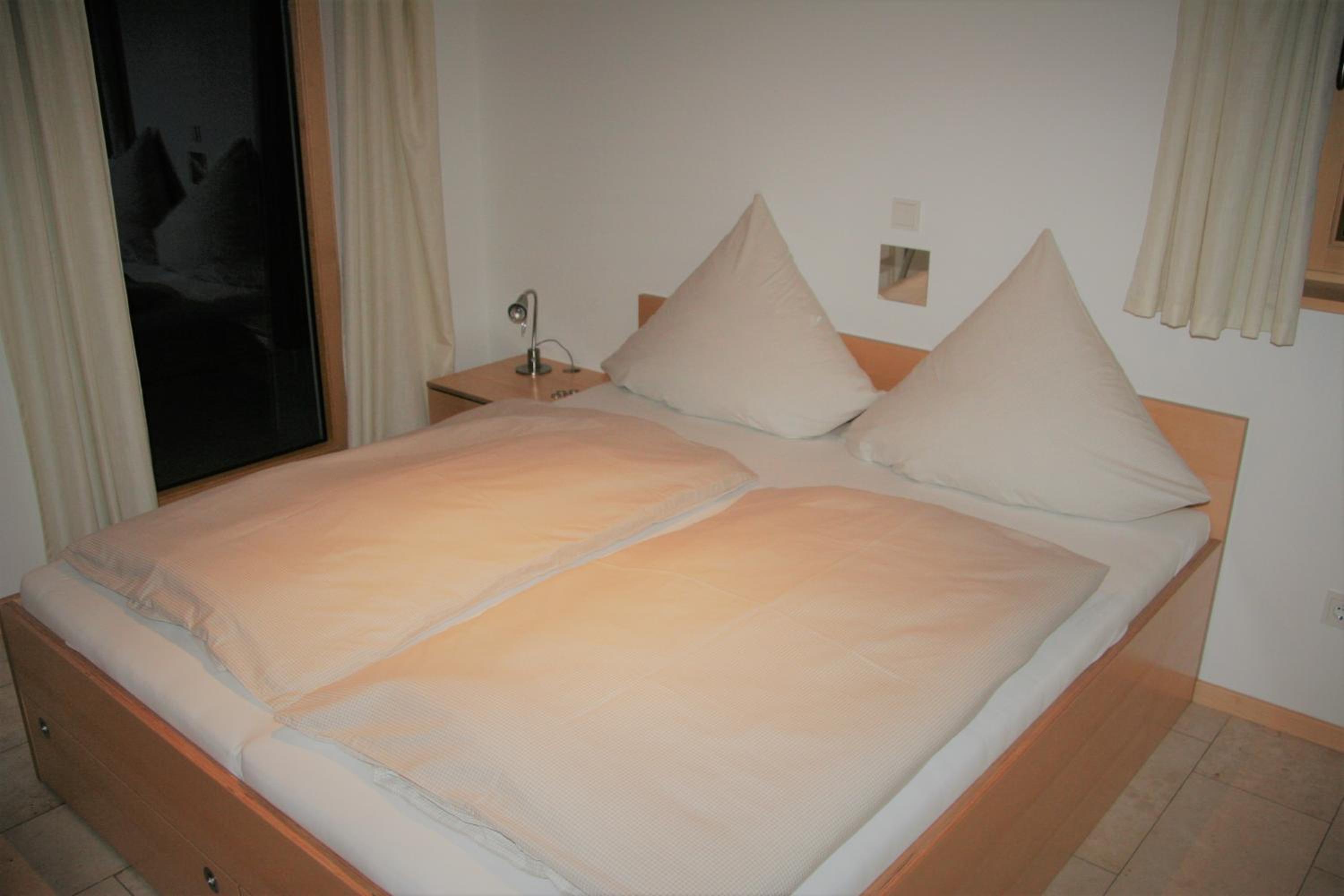 Apartment with Mountain View photo 3