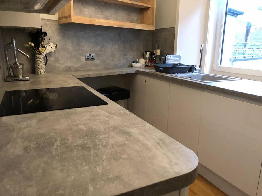 One-Bedroom Apartment - Photo 25