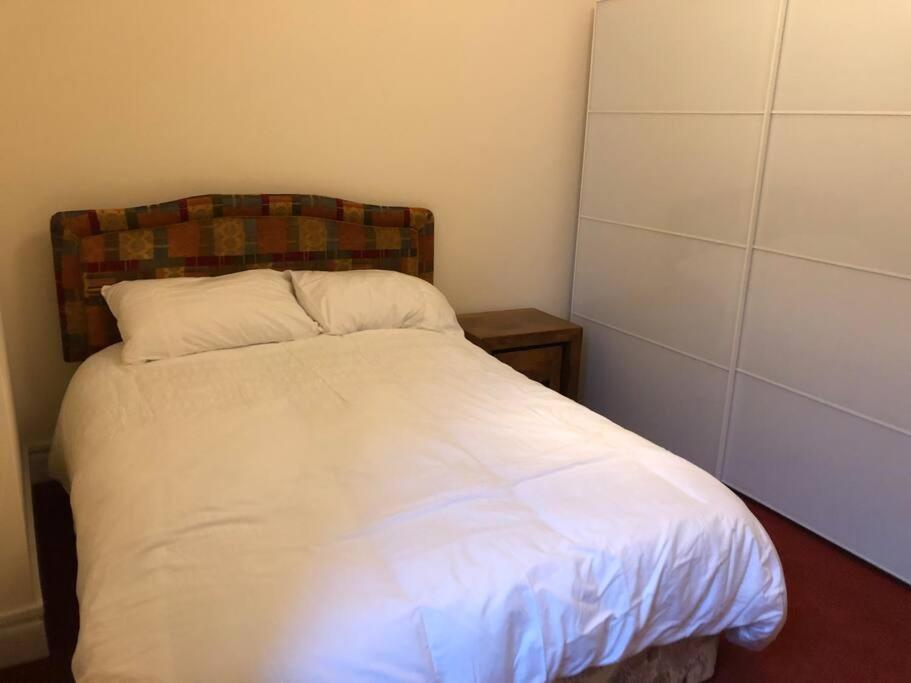 One-Bedroom Apartment - Photo 3
