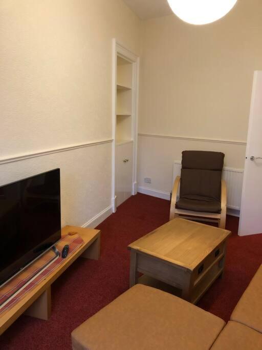 One-Bedroom Apartment - Photo 15