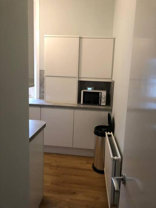 One-Bedroom Apartment - Photo 17