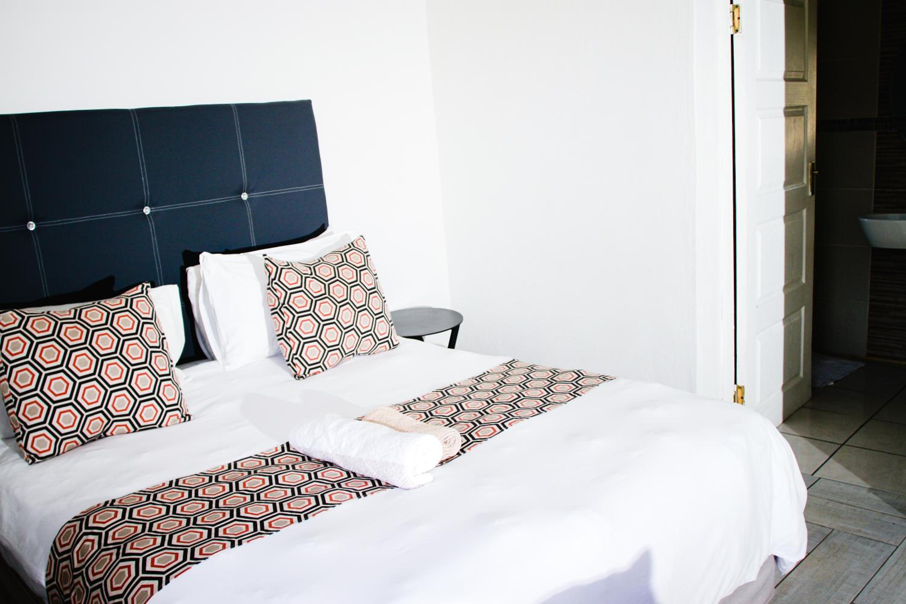 Deluxe Double Room photo 2