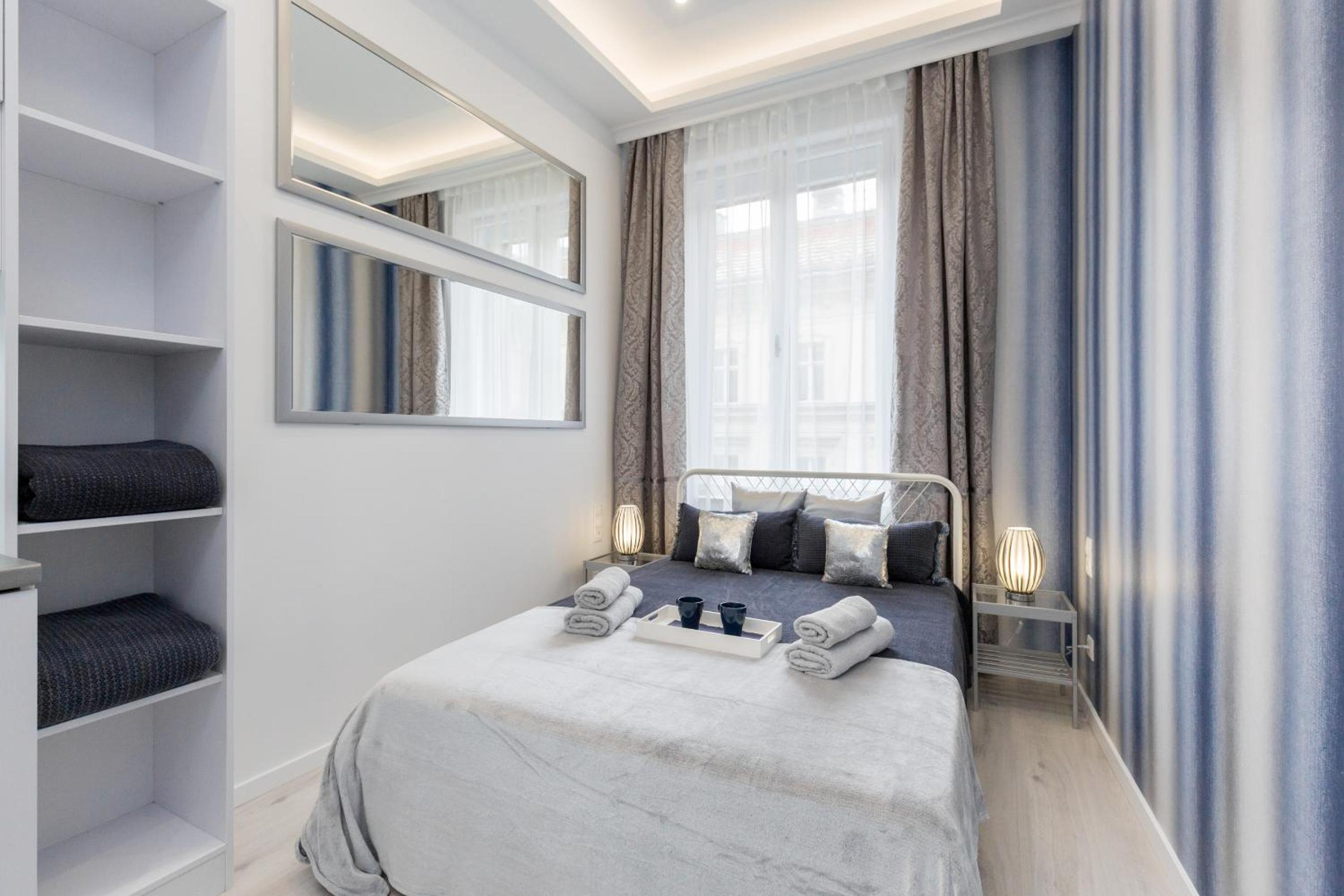 Double Room - Photo 6