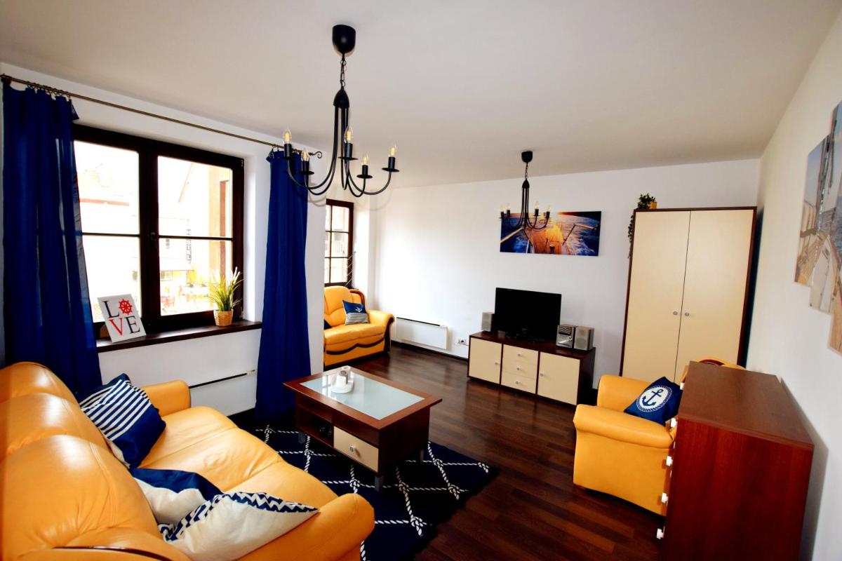 One-Bedroom Apartment photo 2