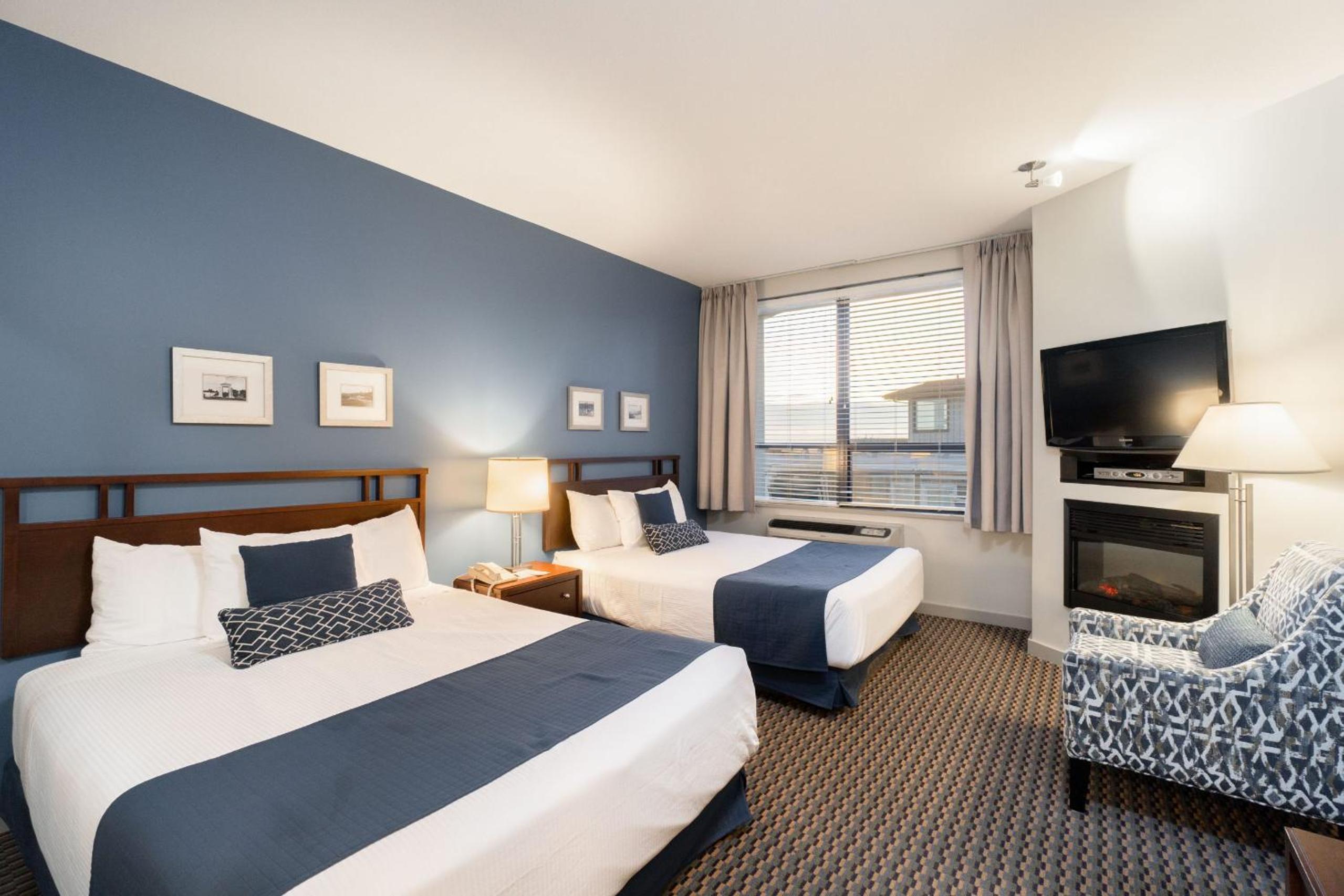 Two-Bedroom Suite photo 2
