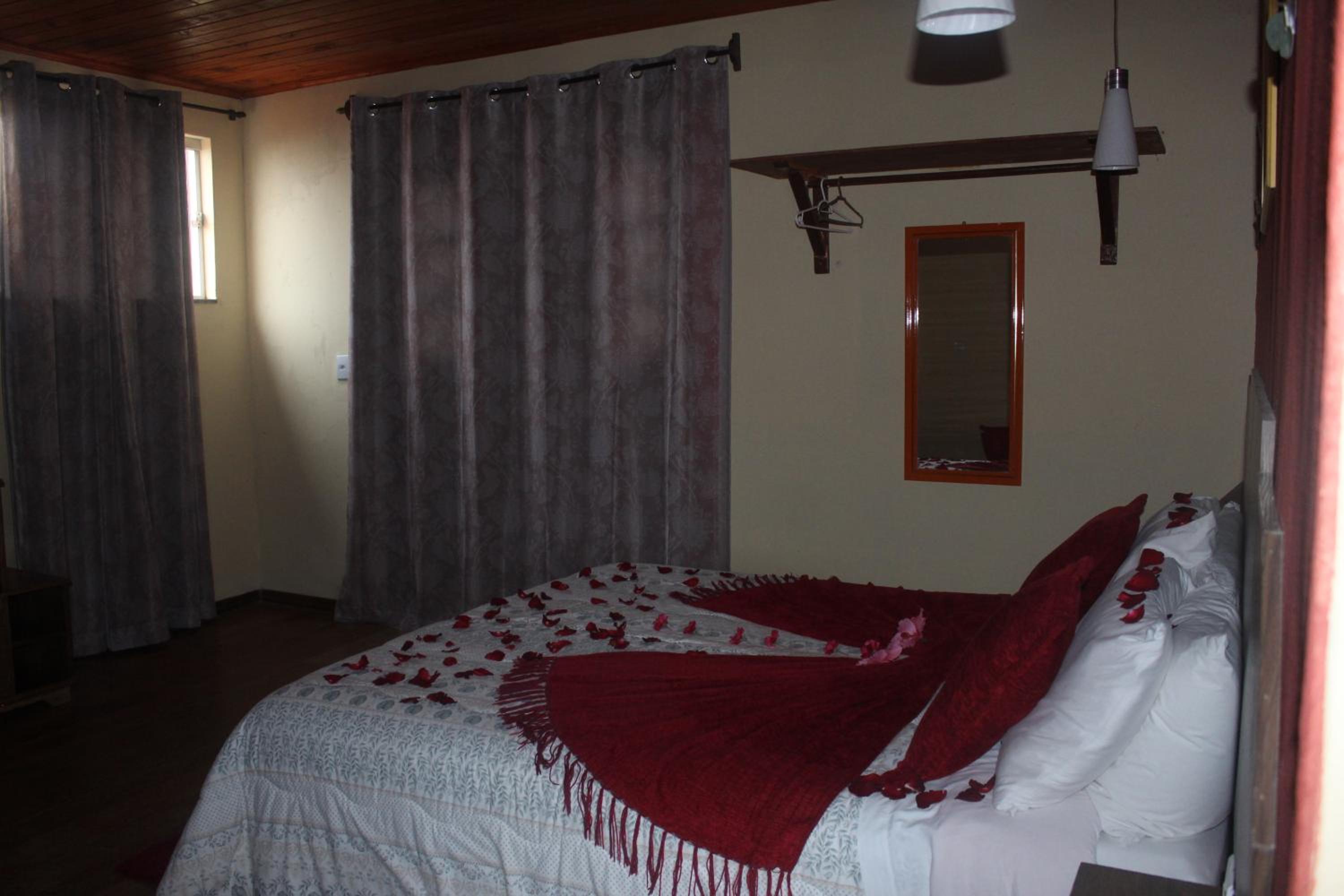 Chalet (2 Adults) photo 3