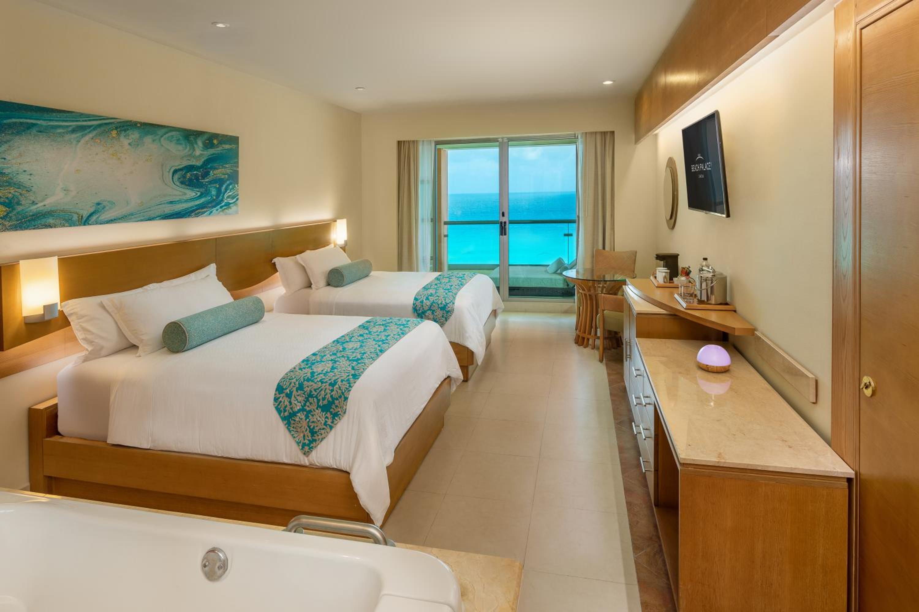 Superior Two Bedroom Presidential Suite Ocean View - Kids & Teens Free photo 1
