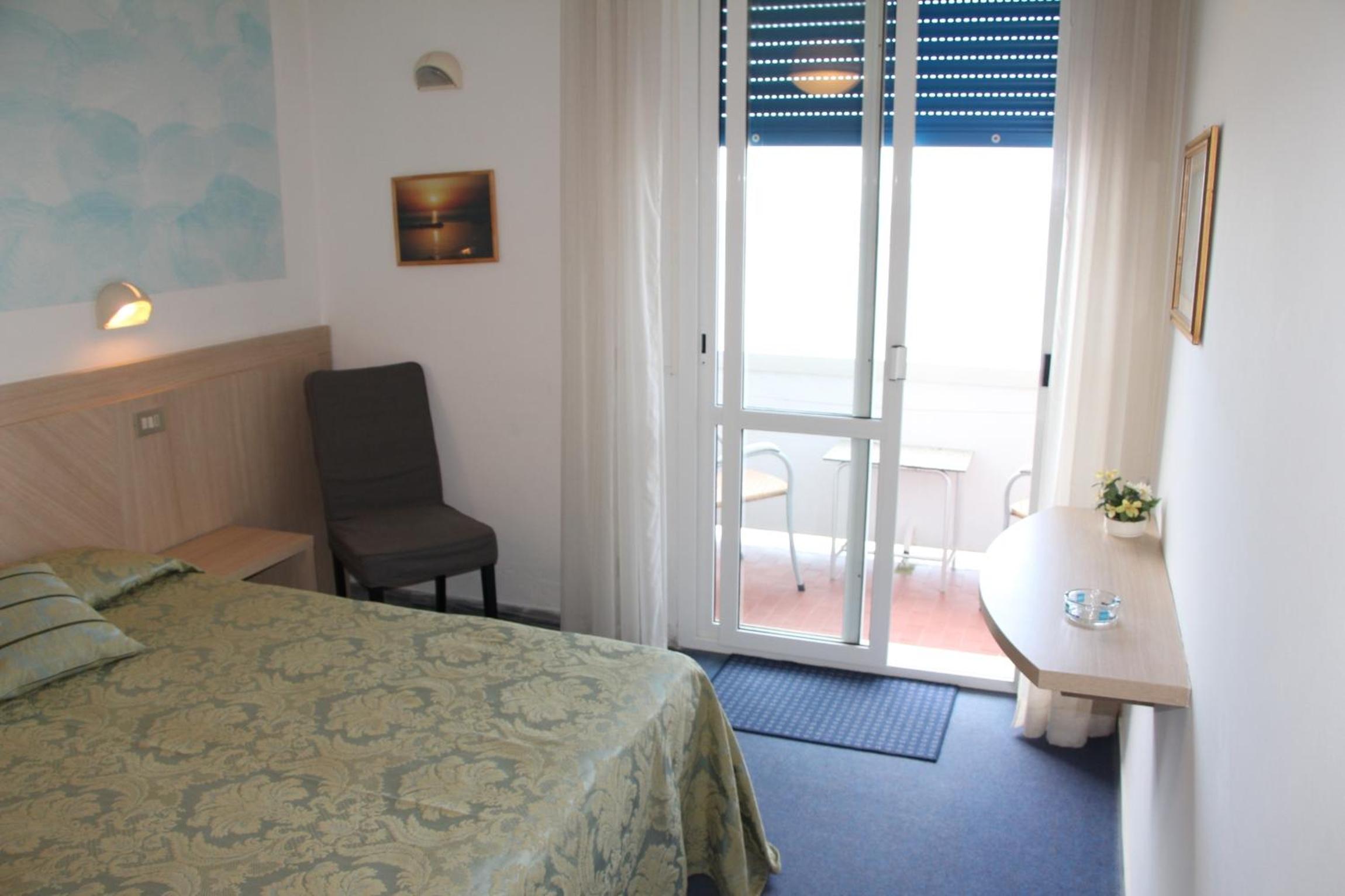 Double Room With Balcony photo 1