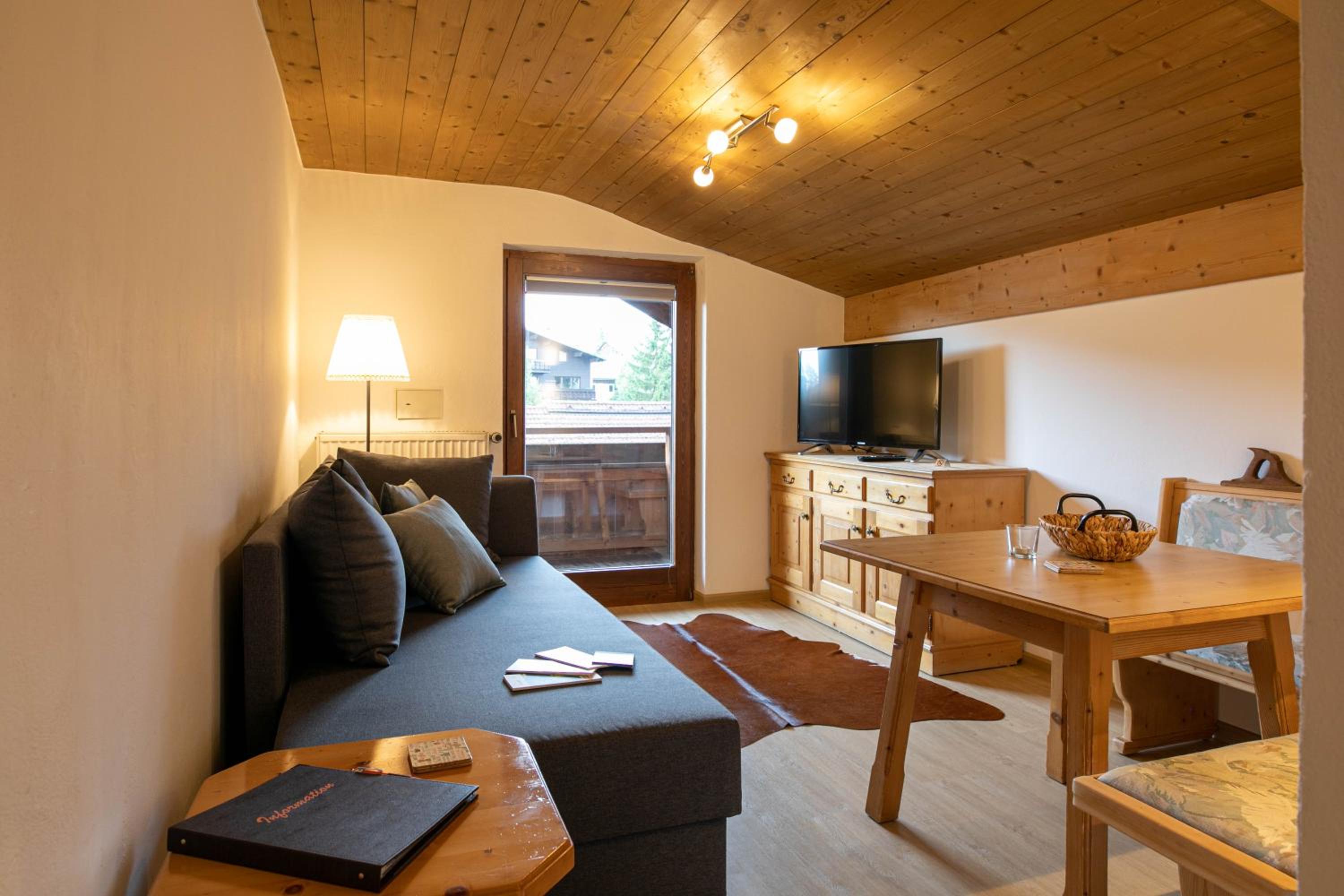 One-Bedroom Apartment with Balcony