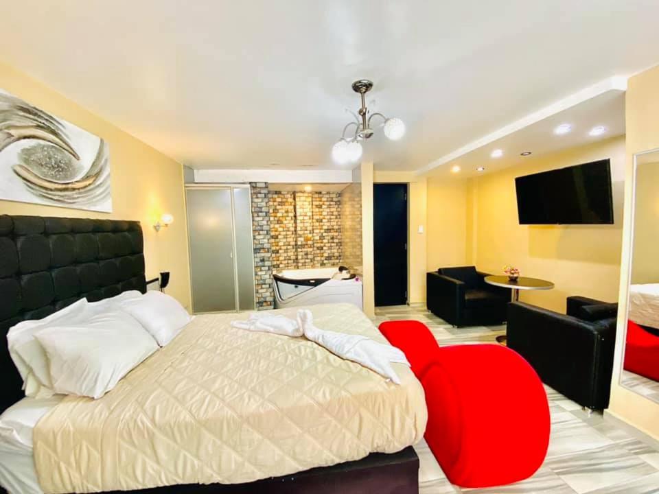 Deluxe Suite with Spa Bath photo 1