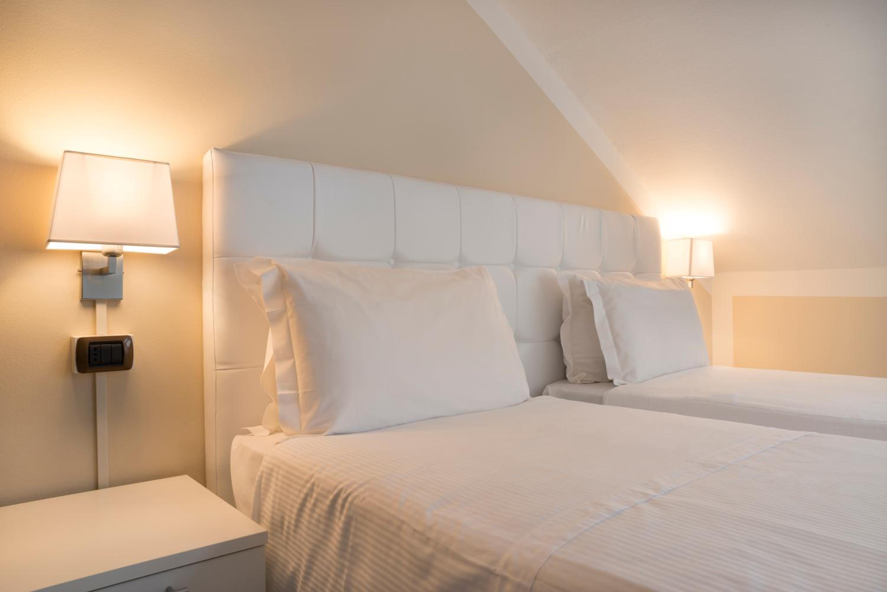 Double or Twin Room - Photo 1